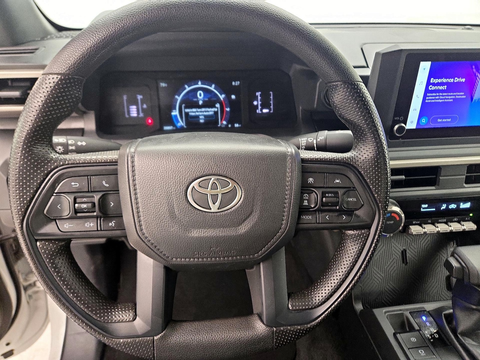 2025 Toyota Tacoma SR - Photo 11