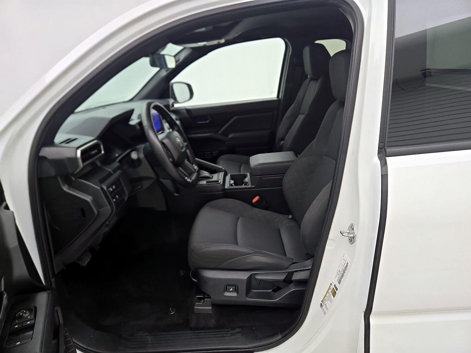 2025 Toyota Tacoma SR - Photo 12