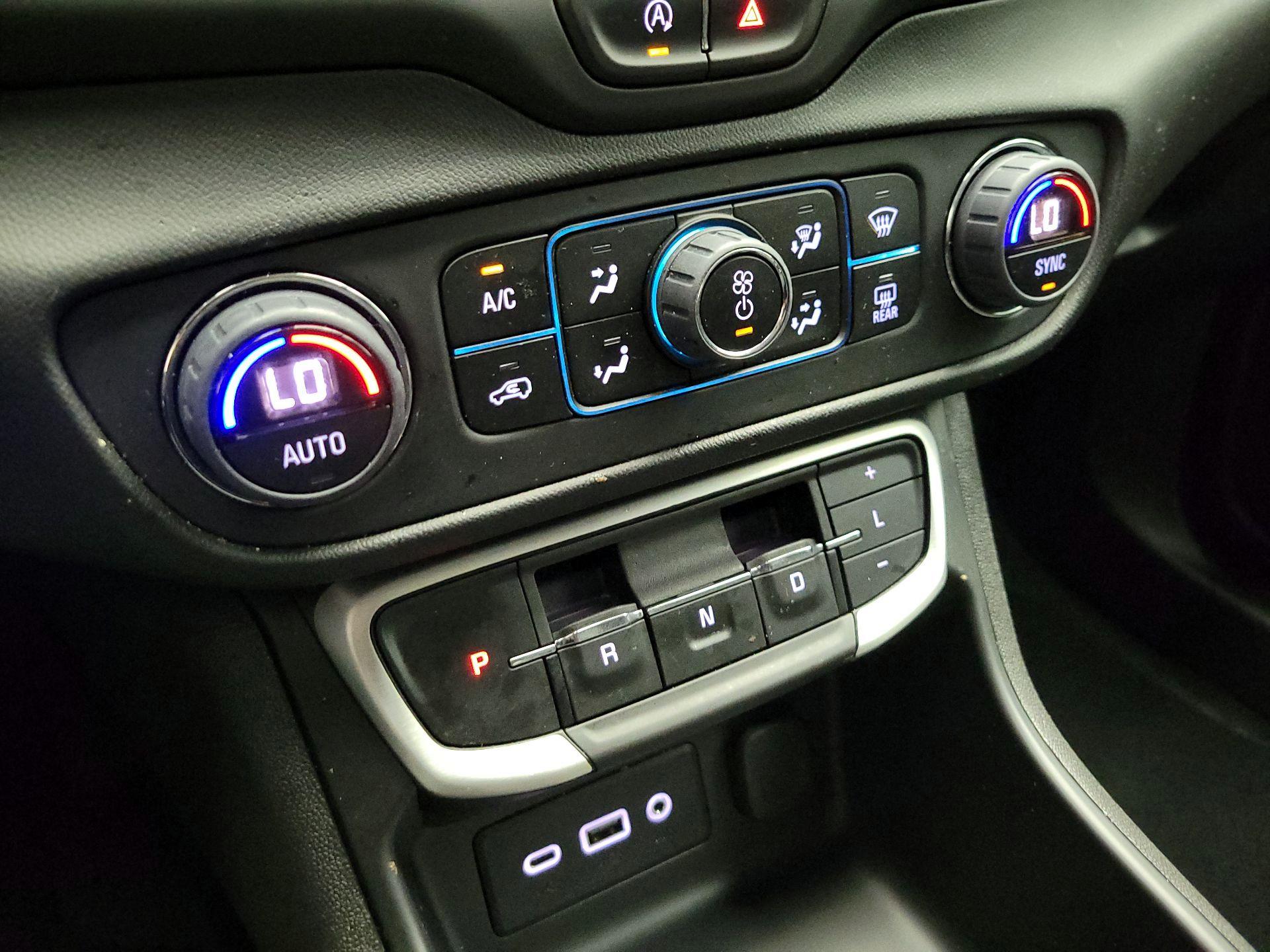 Thumbnail: 2023 GMC Terrain - 15