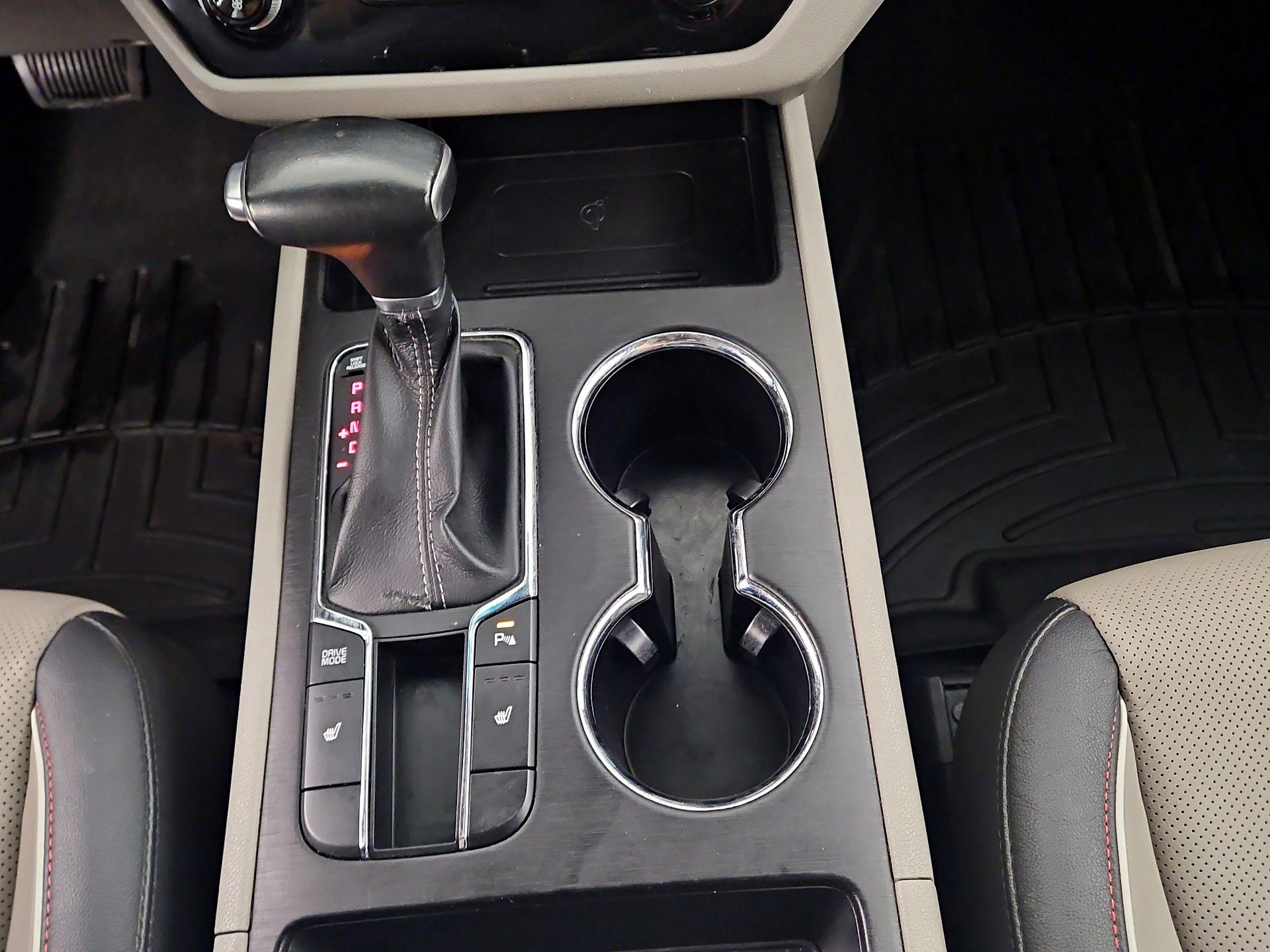 Thumbnail: 2019 Kia Sedona - 15
