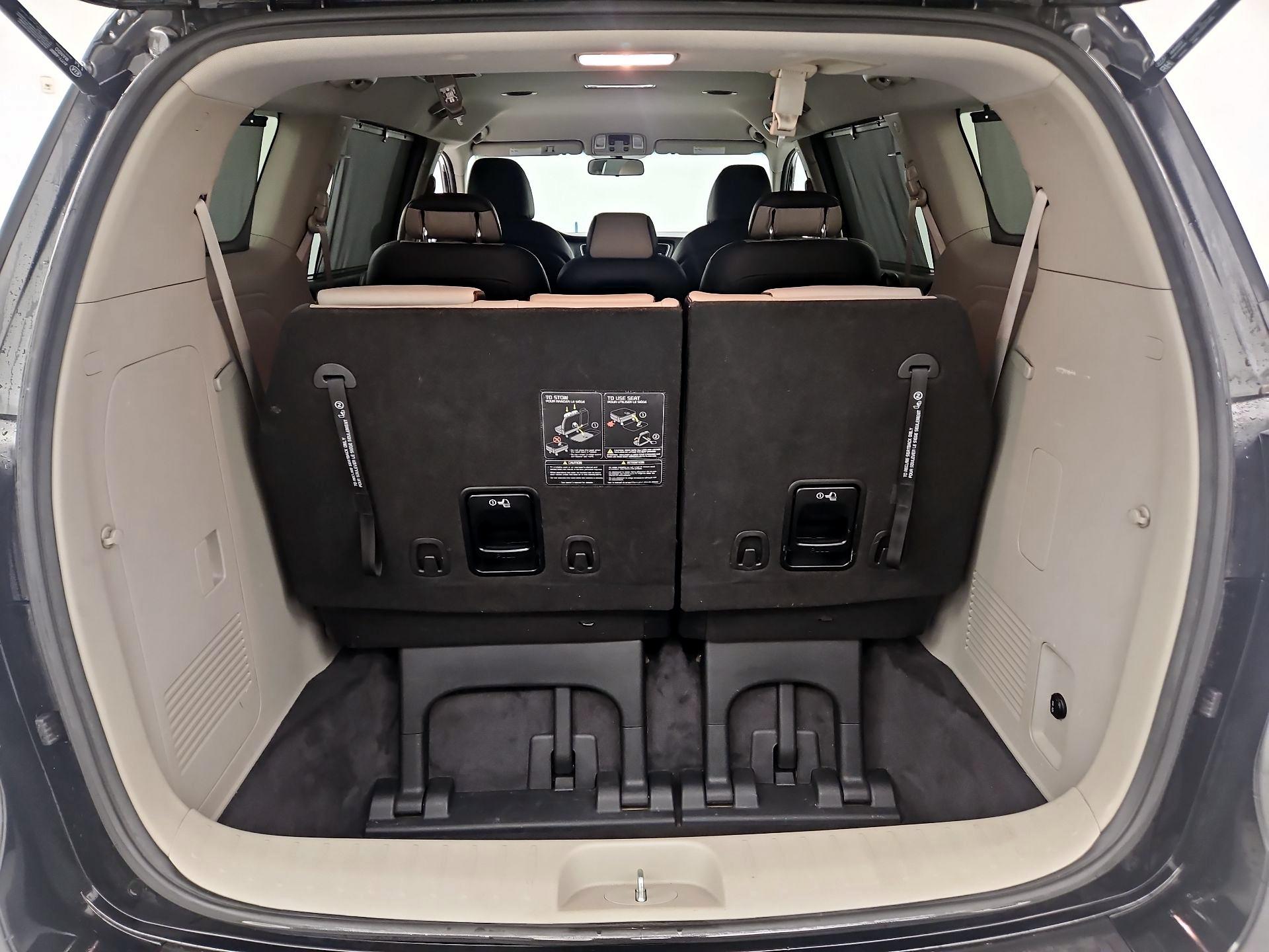 Thumbnail: 2019 Kia Sedona - 19