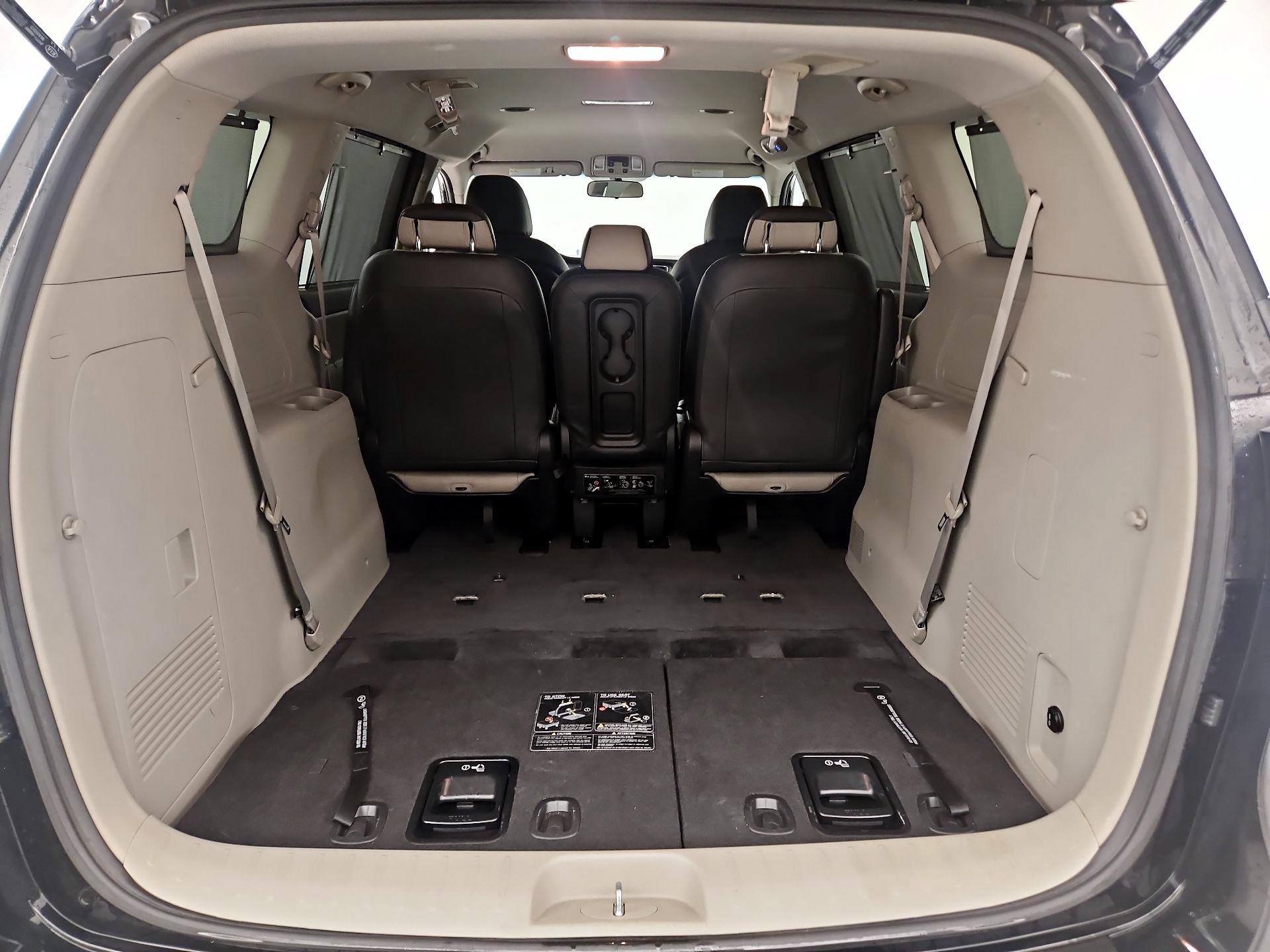 Thumbnail: 2019 Kia Sedona - 20
