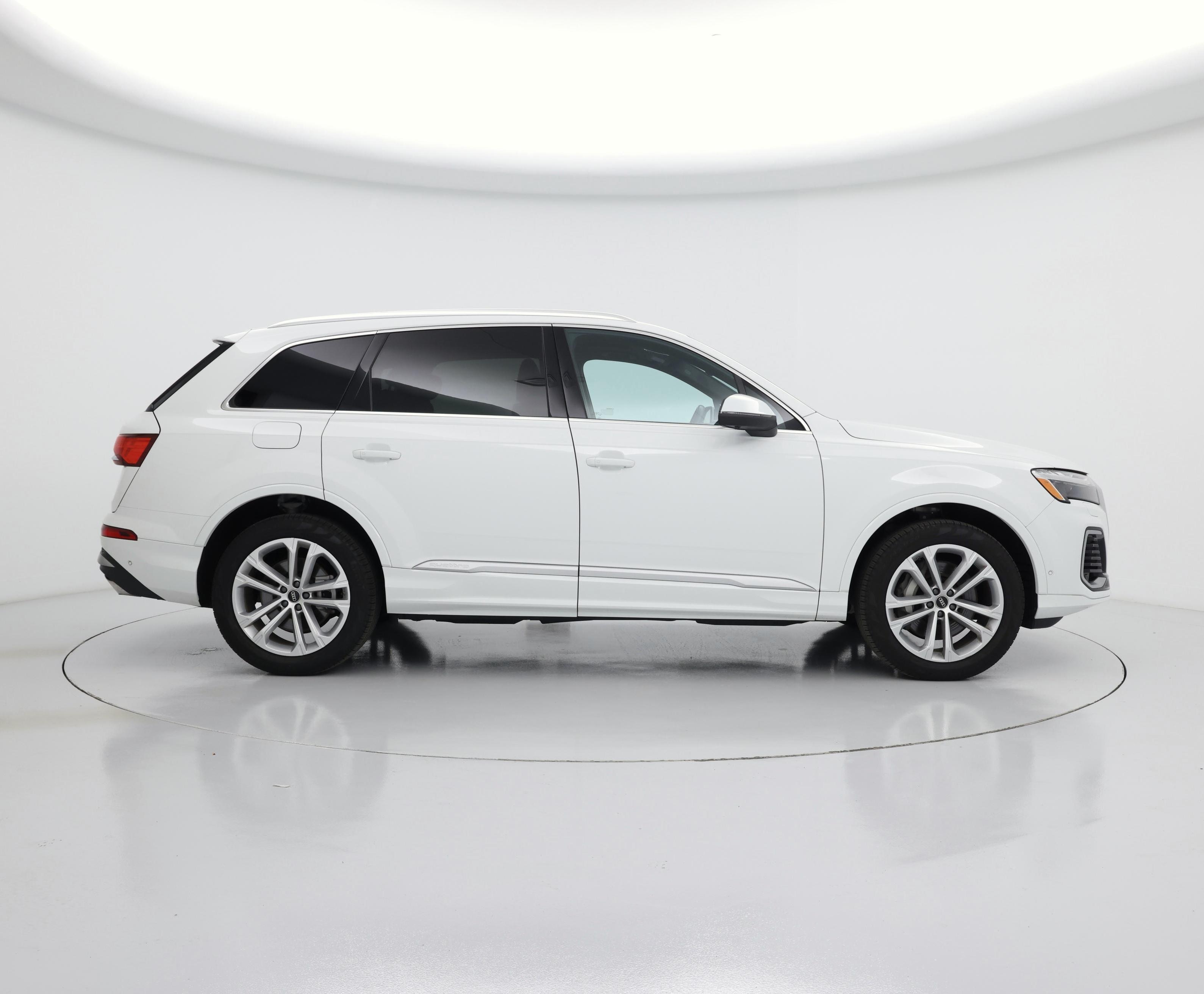 Thumbnail: 2025 Audi Q7 - 7