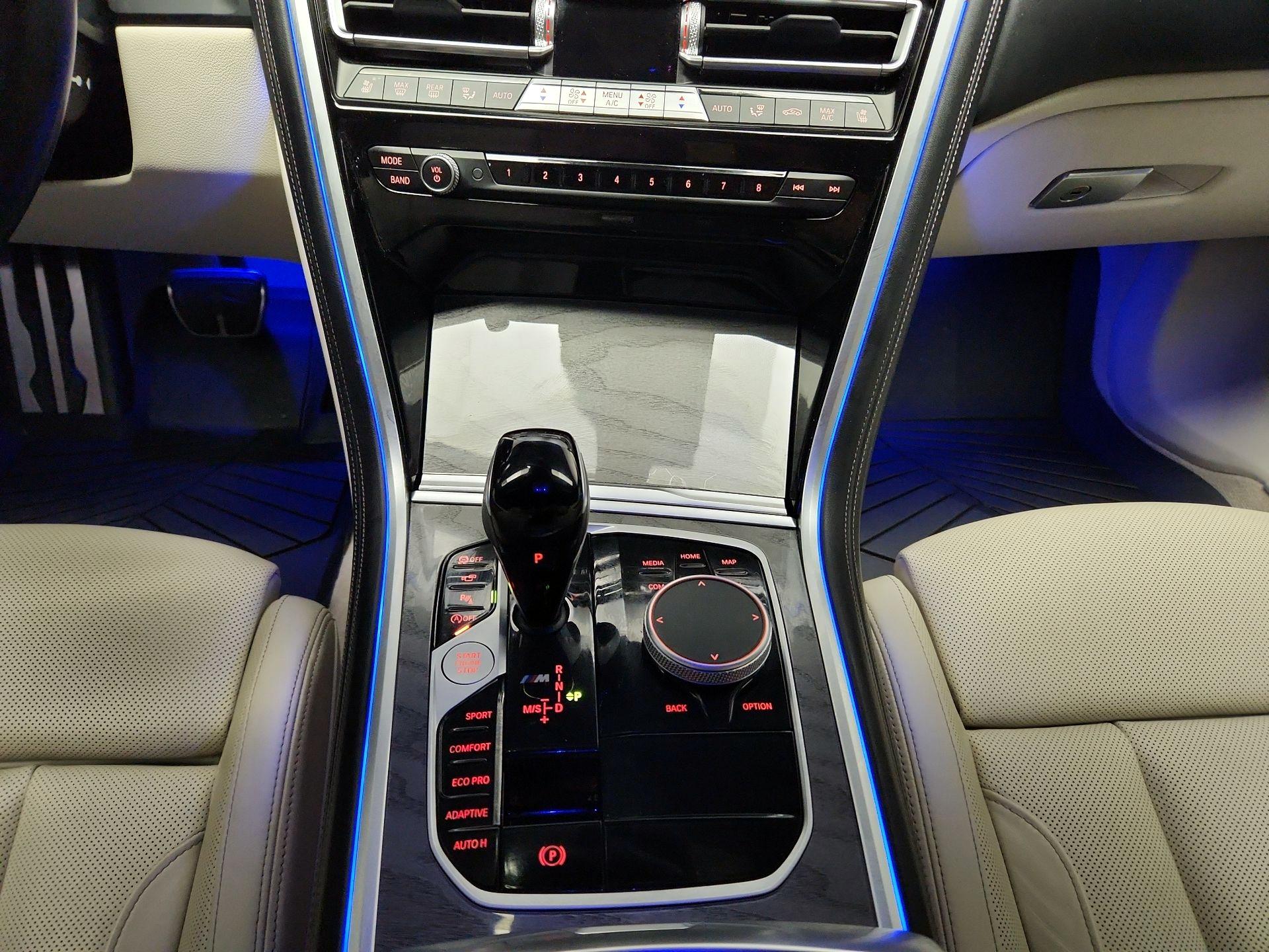 Thumbnail: 2022 BMW 8 Series - 18