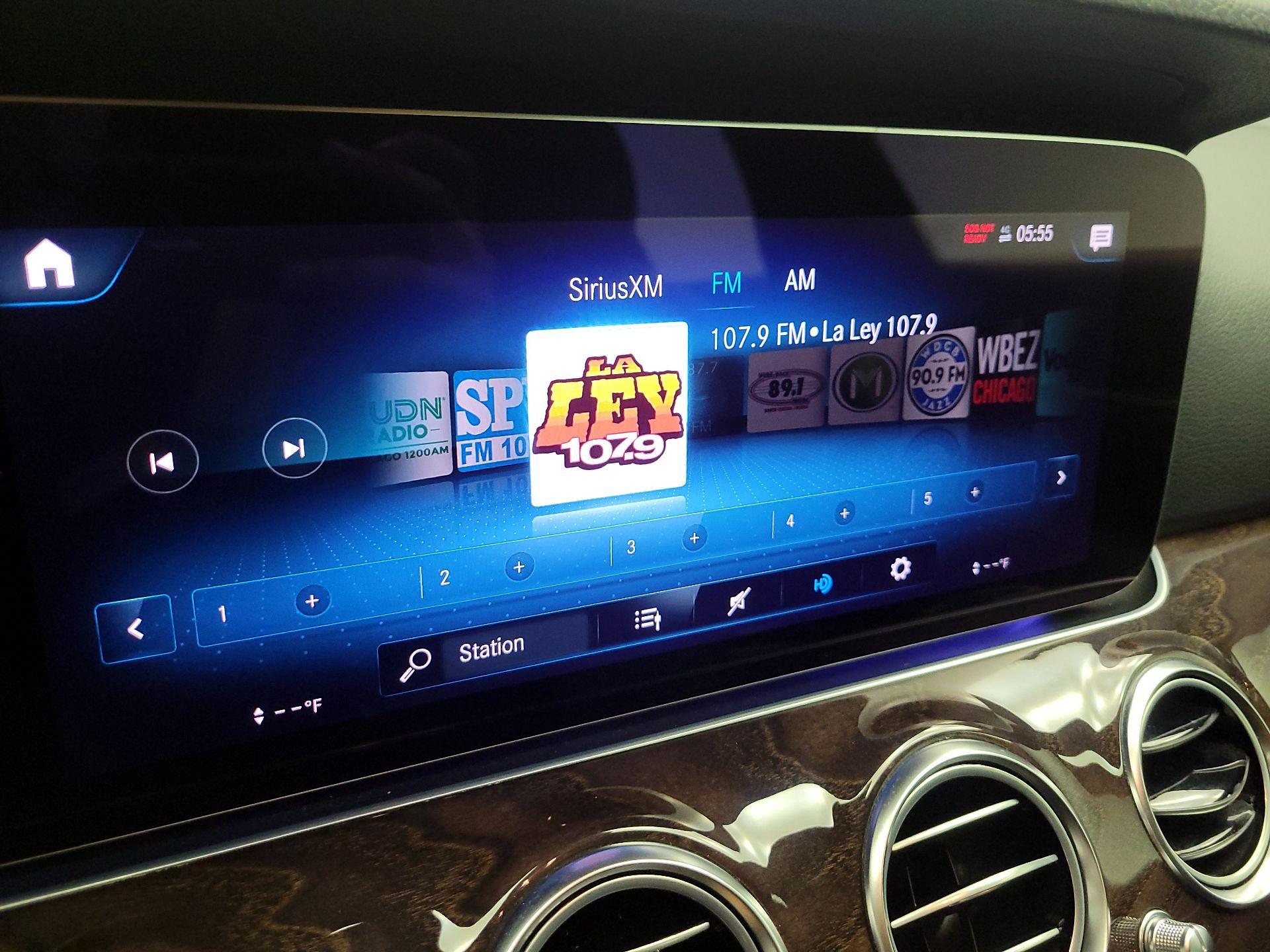 Thumbnail: 2021 Mercedes-Benz E-Class - 14