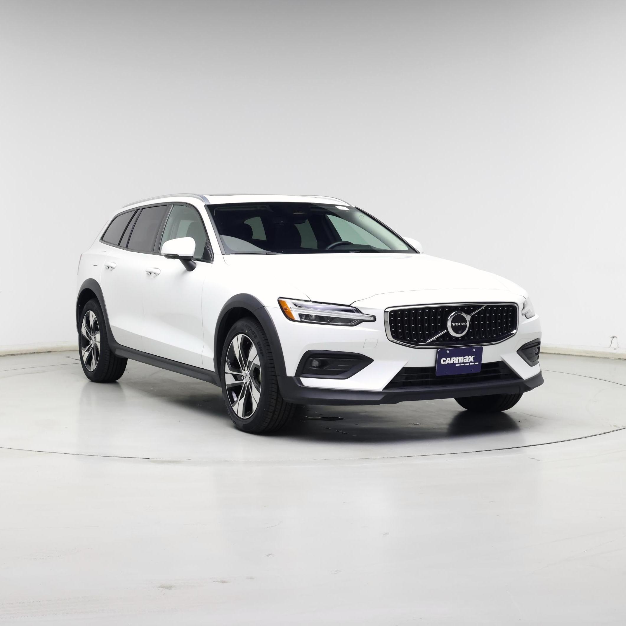 White 2024 Volvo V60 Wagon All-Wheel Drive Automatic