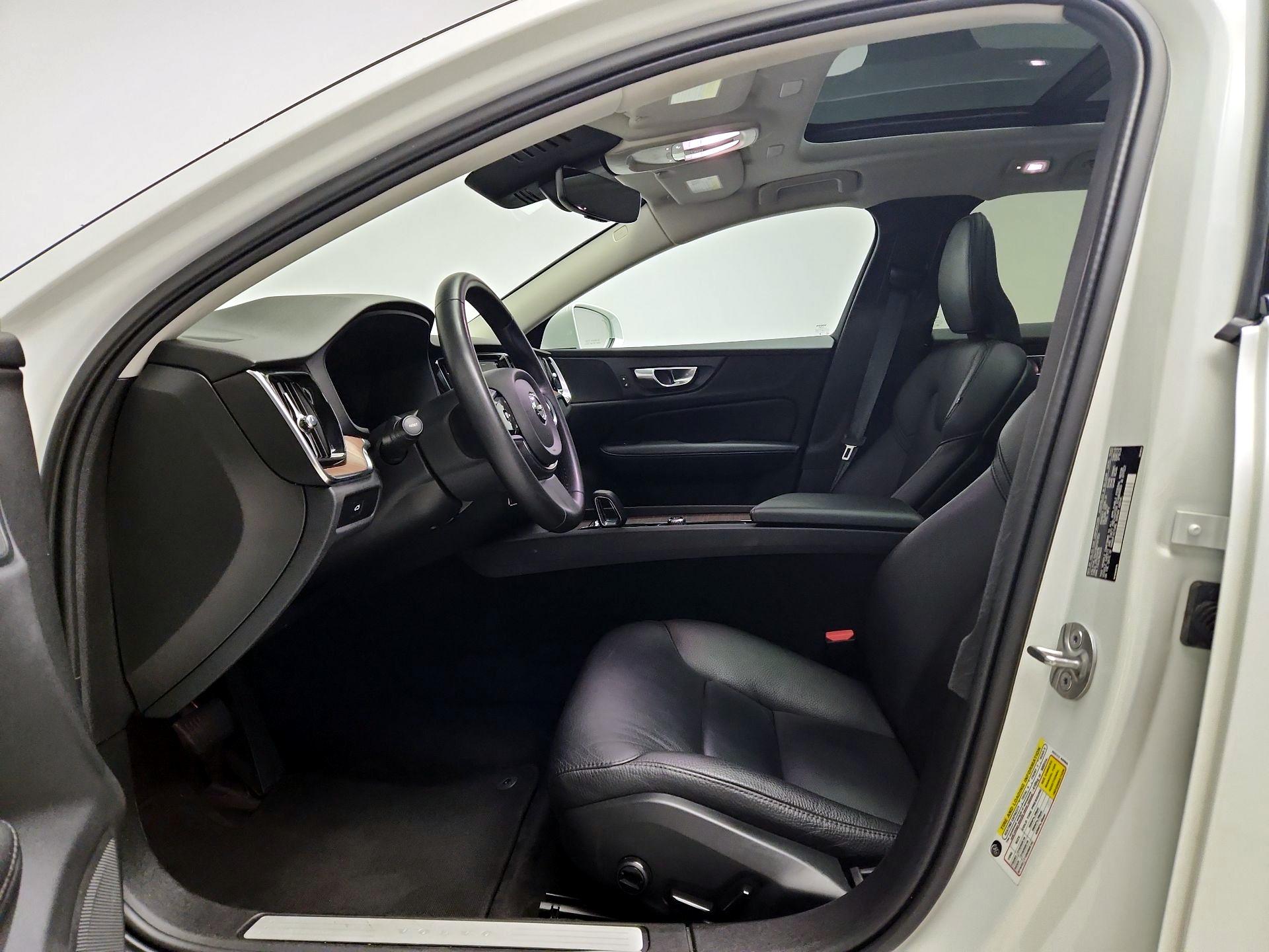 Thumbnail: 2024 Volvo S60 - 11