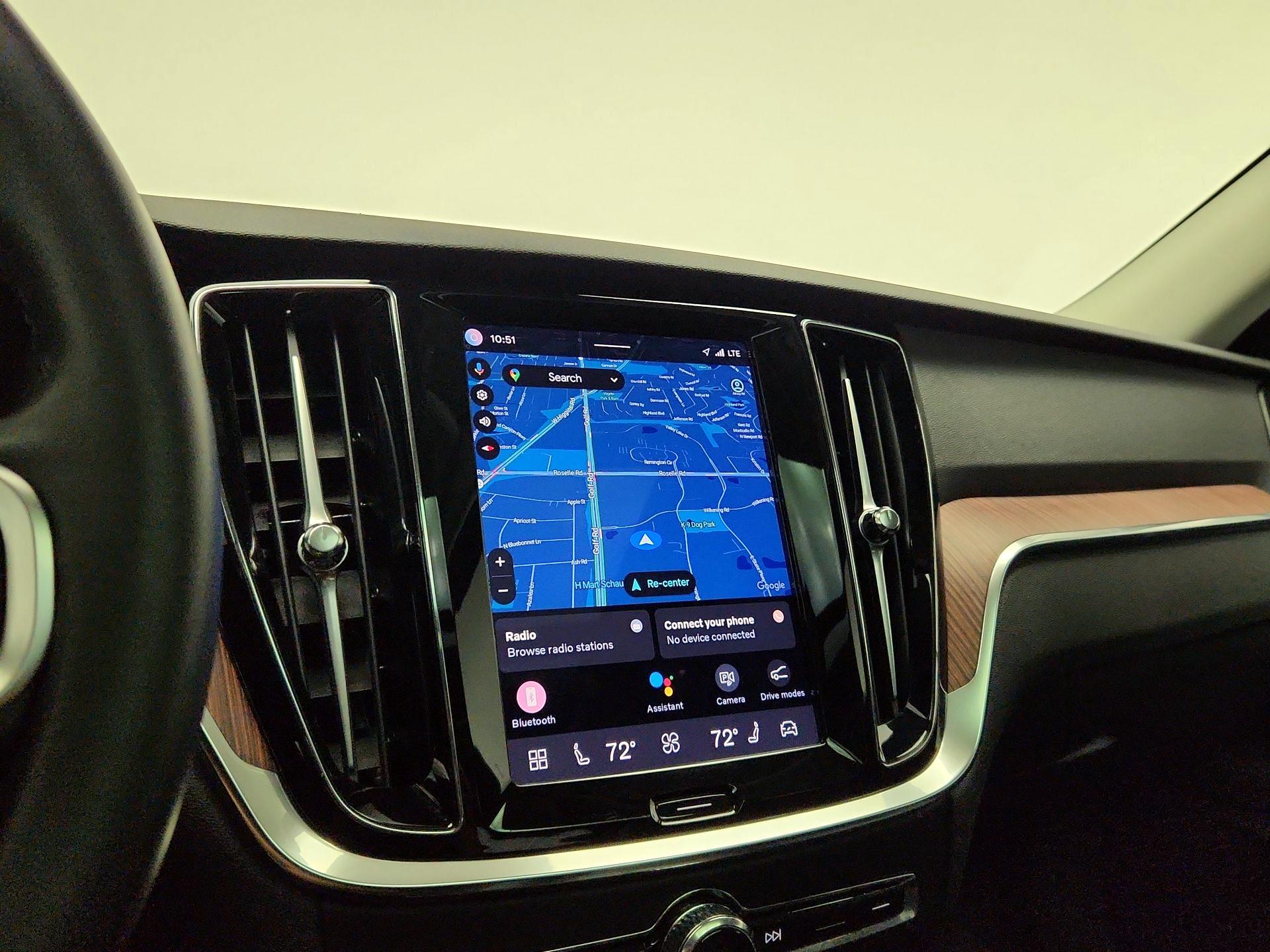 Thumbnail: 2024 Volvo S60 - 14