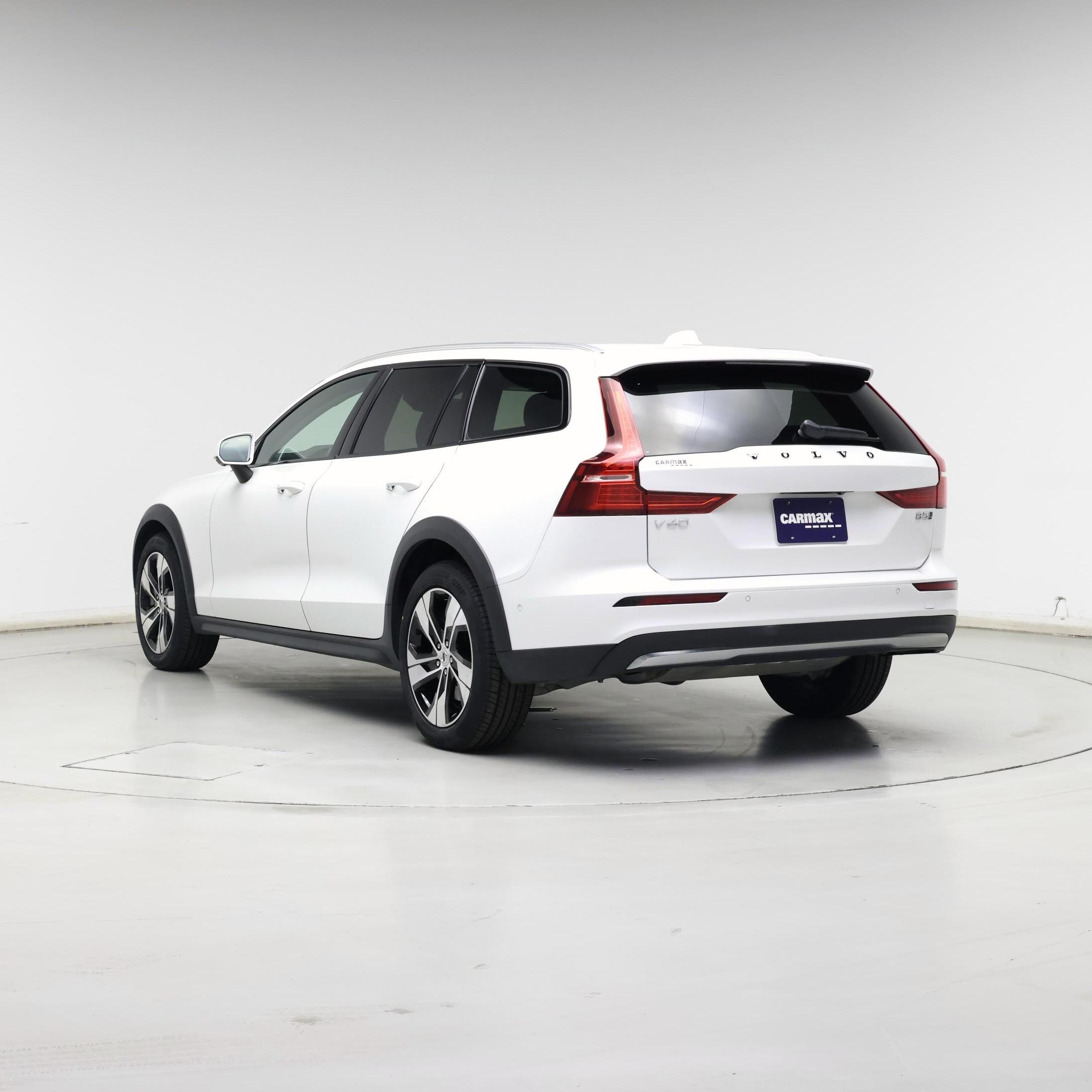 Thumbnail: 2024 Volvo S60 - 2