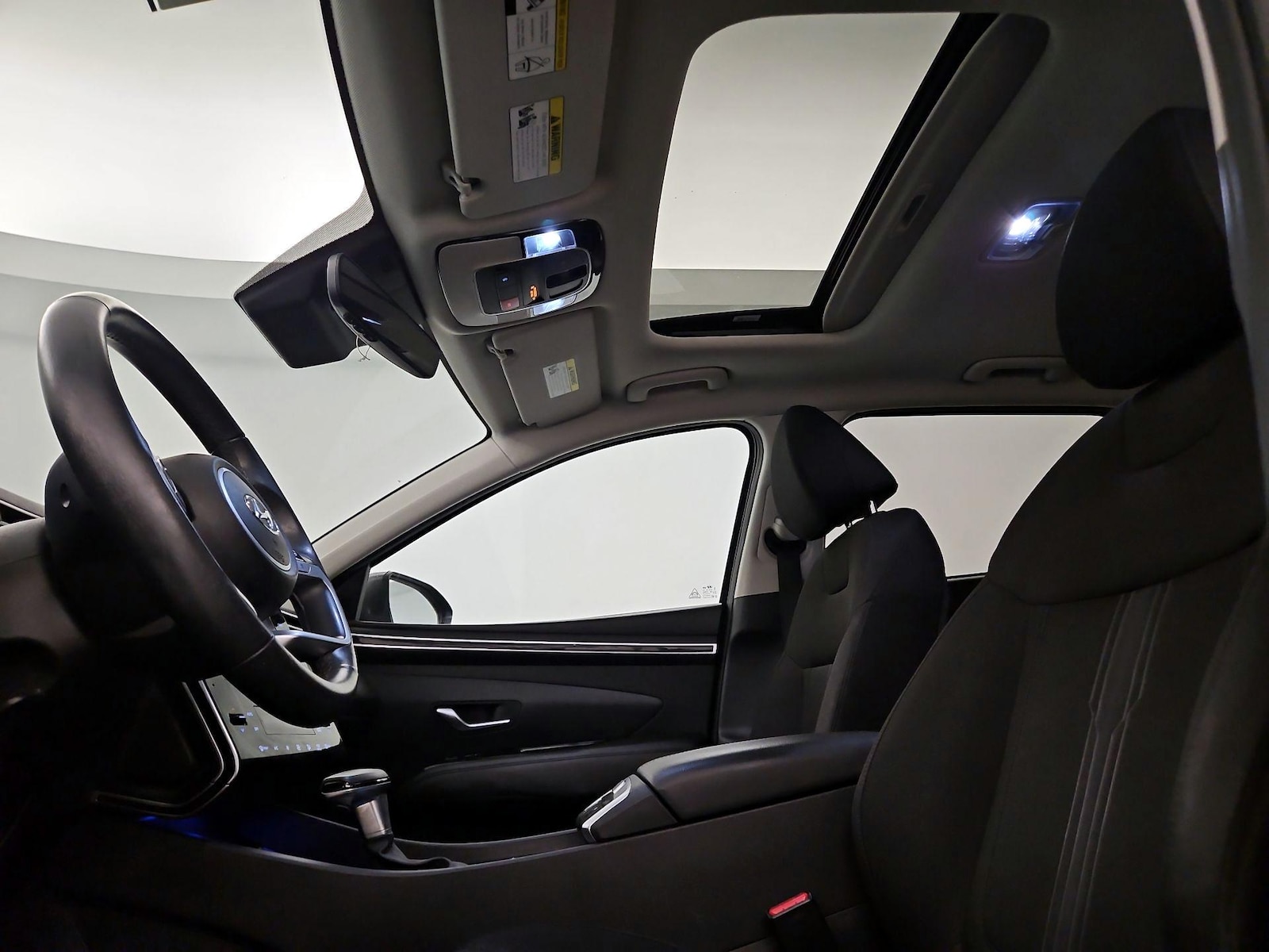 Sunroof(s) & Overhead Airbags