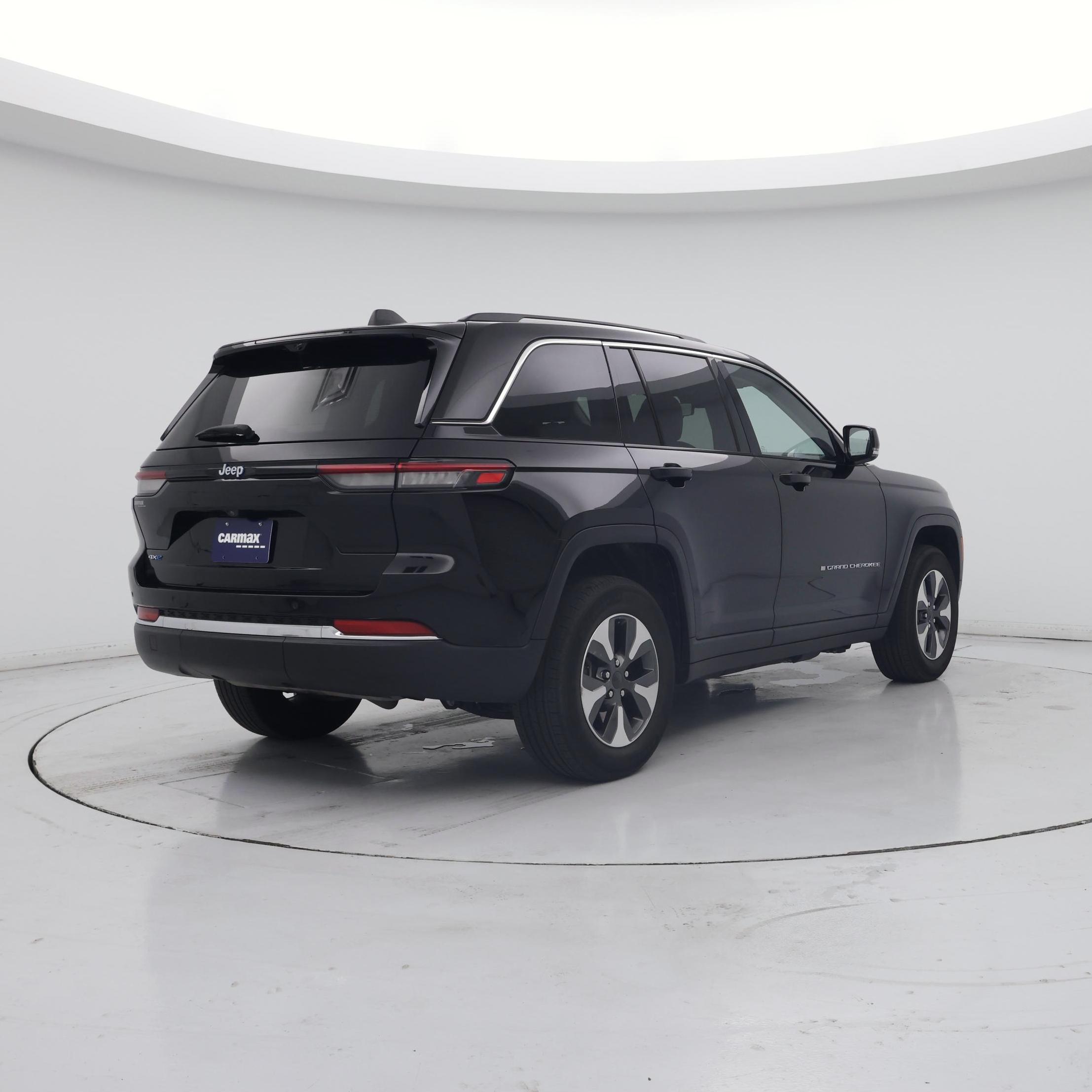 Thumbnail: 2022 Jeep Grand Cherokee - 8