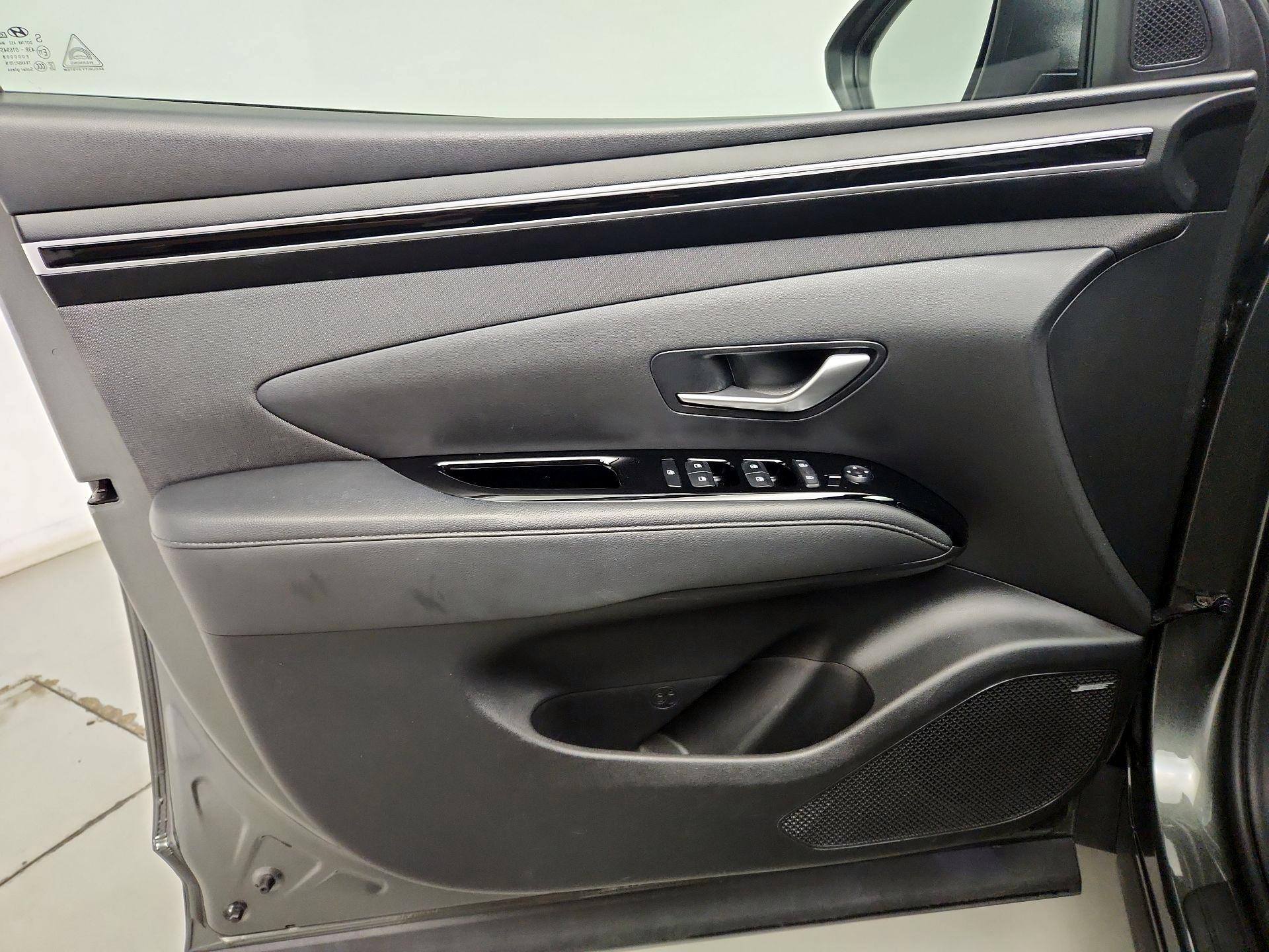 Thumbnail: 2022 Hyundai Tucson - 12