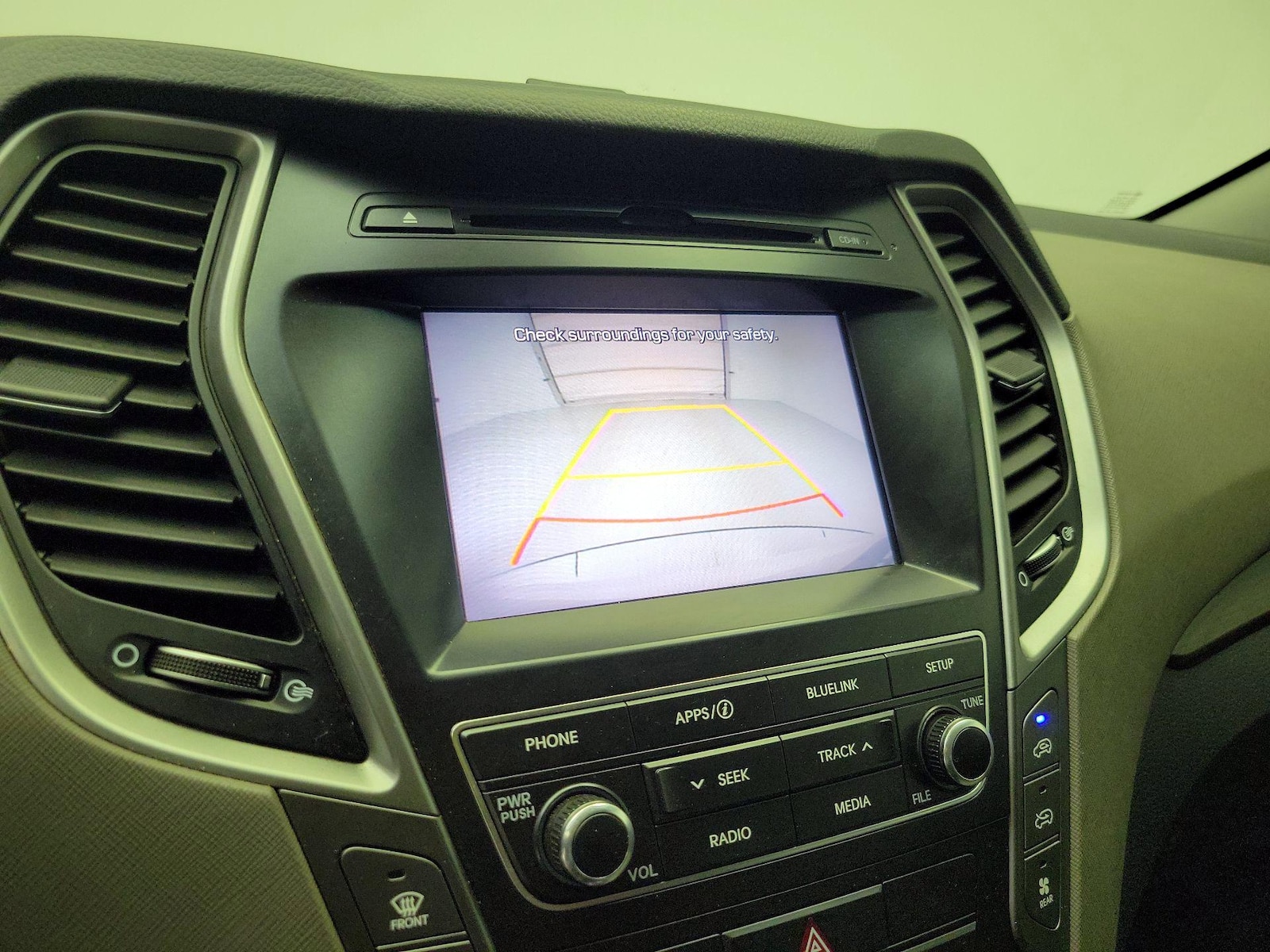 2017 Hyundai Santa Fe SE - Photo 15