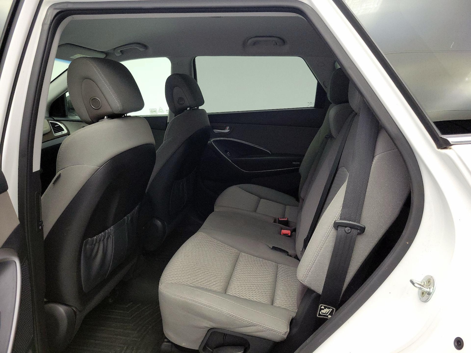 2017 Hyundai Santa Fe SE - Photo 20