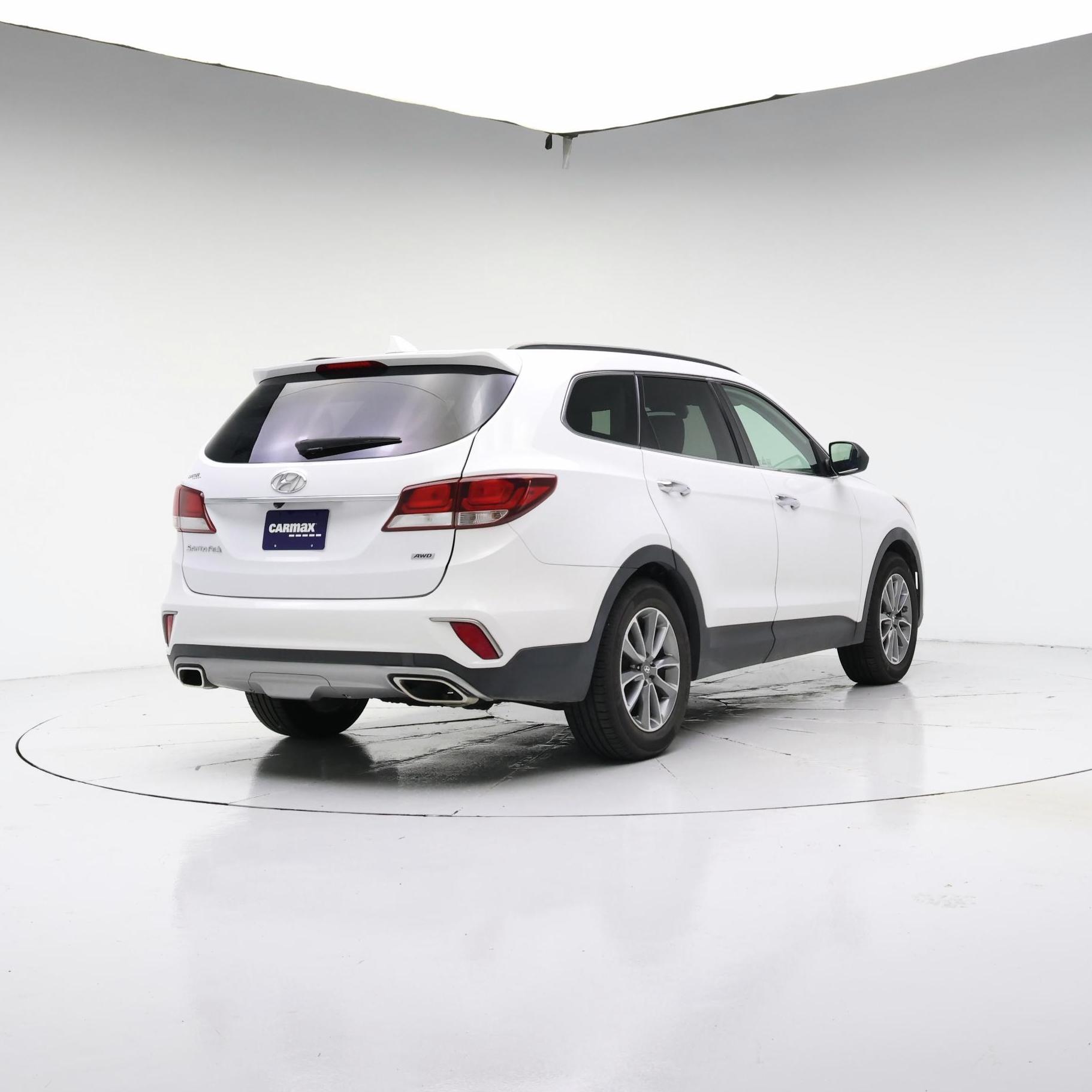 Thumbnail: 2017 Hyundai Santa Fe - 8