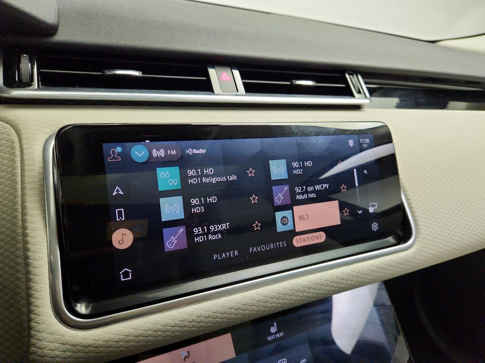 Thumbnail: 2021 Land Rover Range Rover Velar - 16