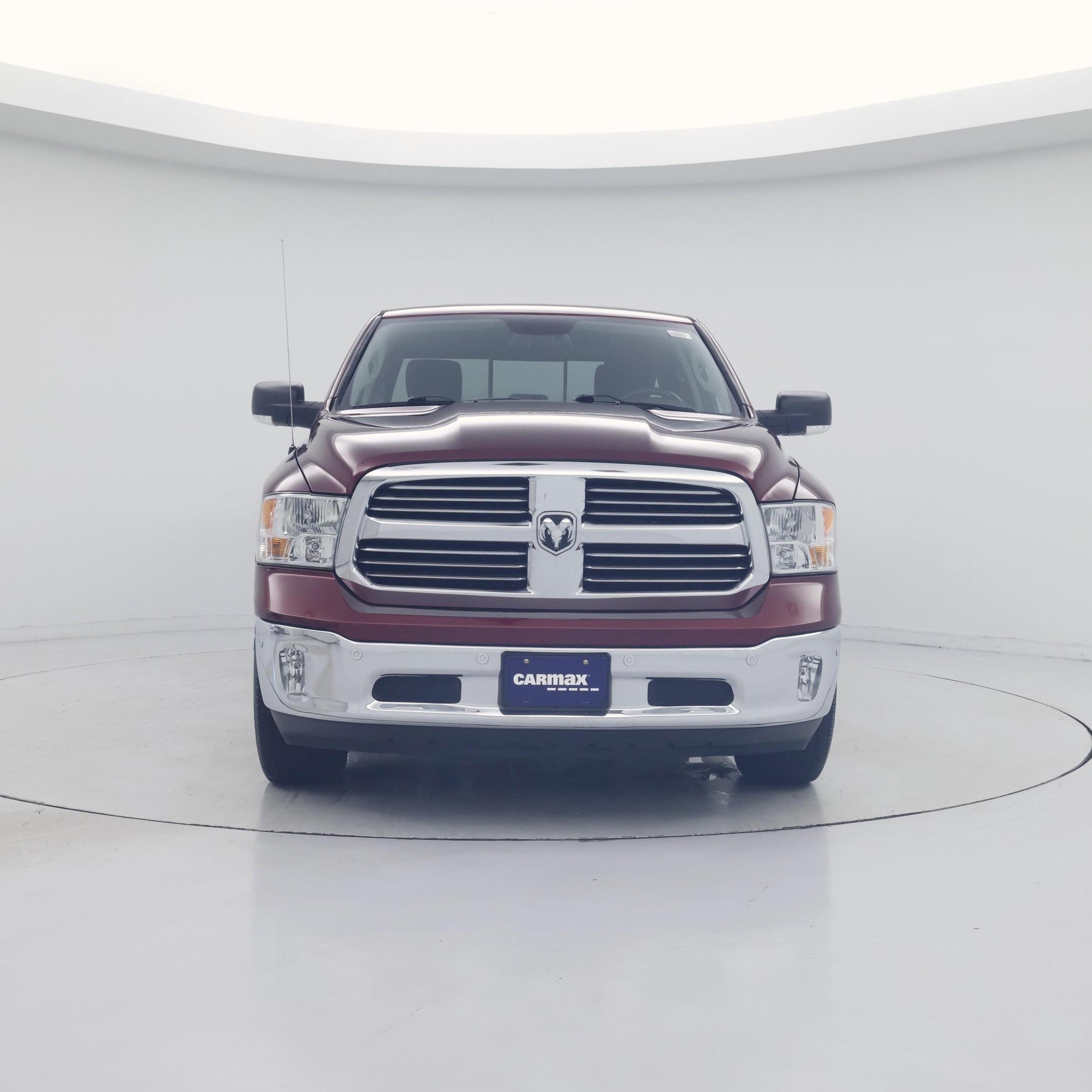 Thumbnail: 2019 RAM 1500 Classic - 5