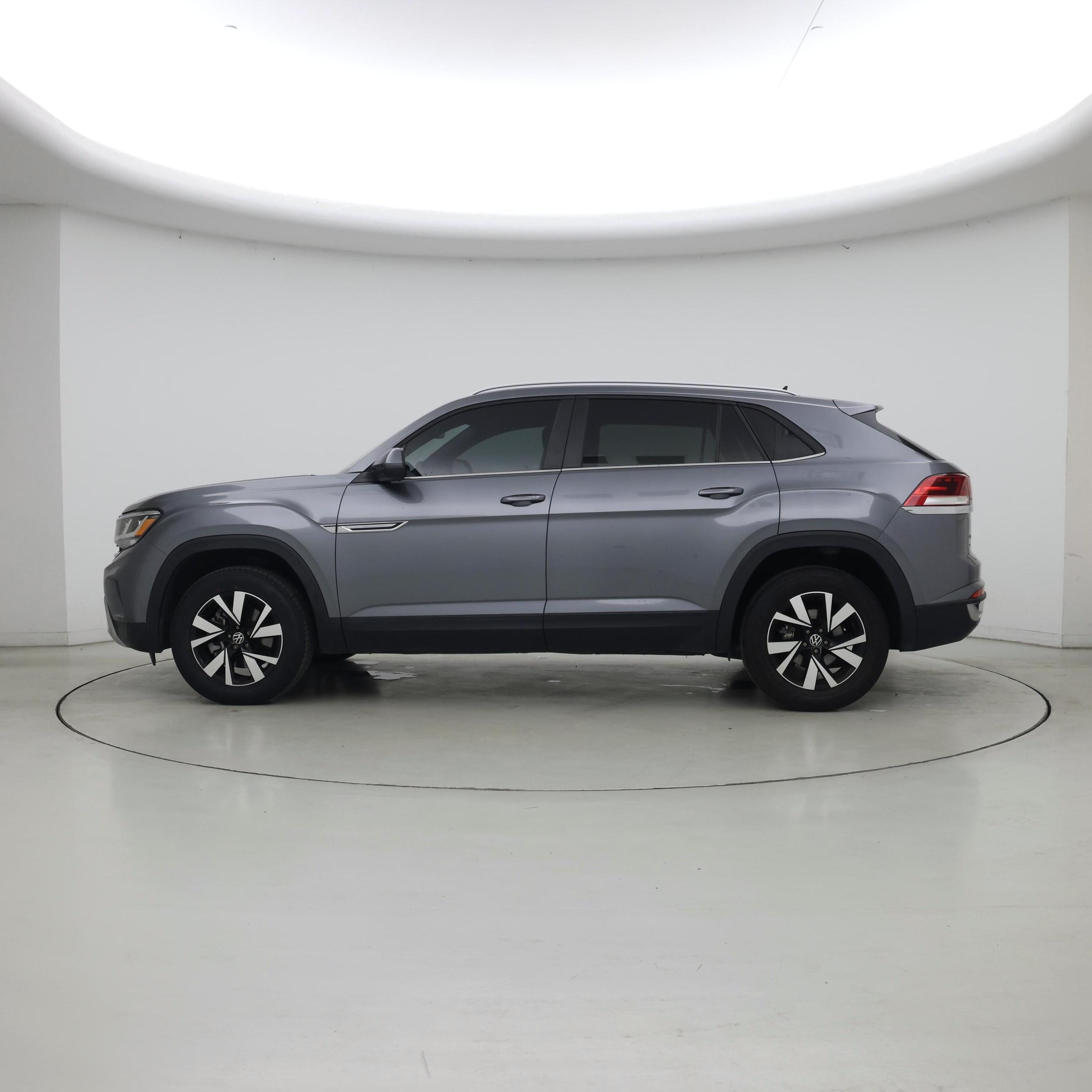 Thumbnail: 2022 Volkswagen Atlas - 3