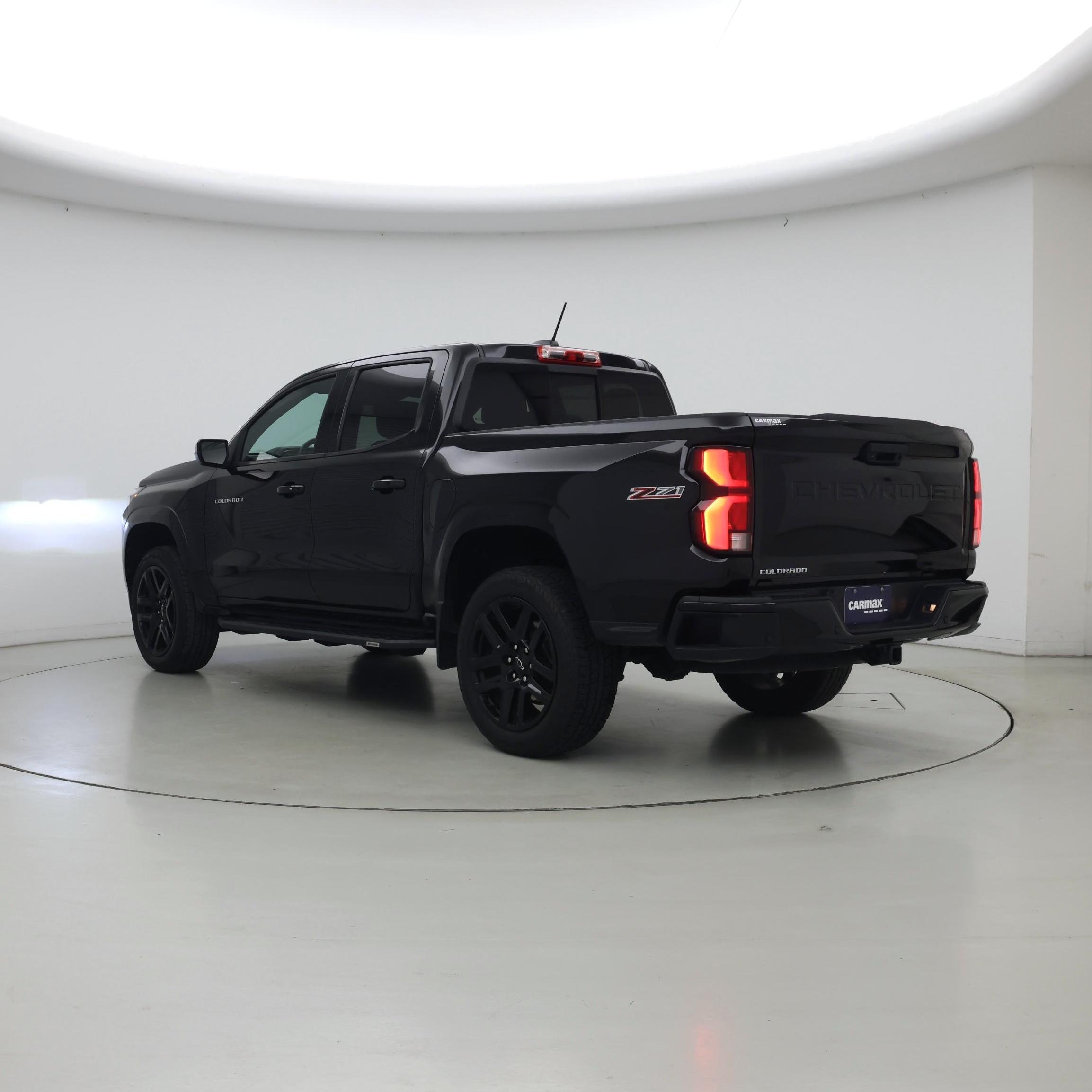 Thumbnail: 2024 Chevrolet Colorado - 2