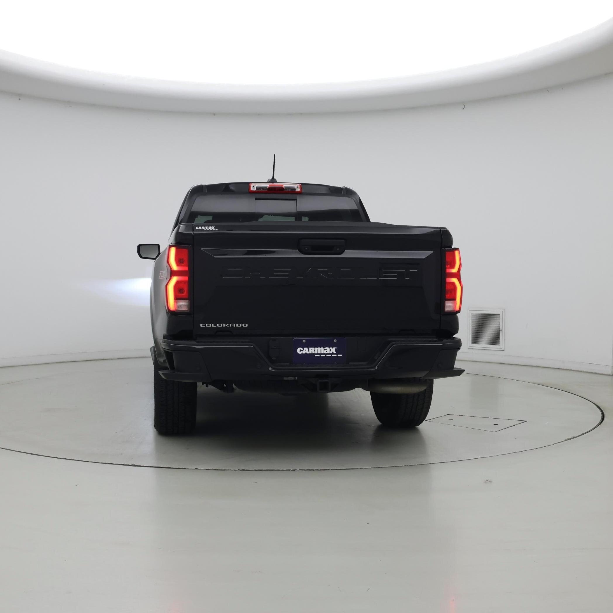 Thumbnail: 2024 Chevrolet Colorado - 6
