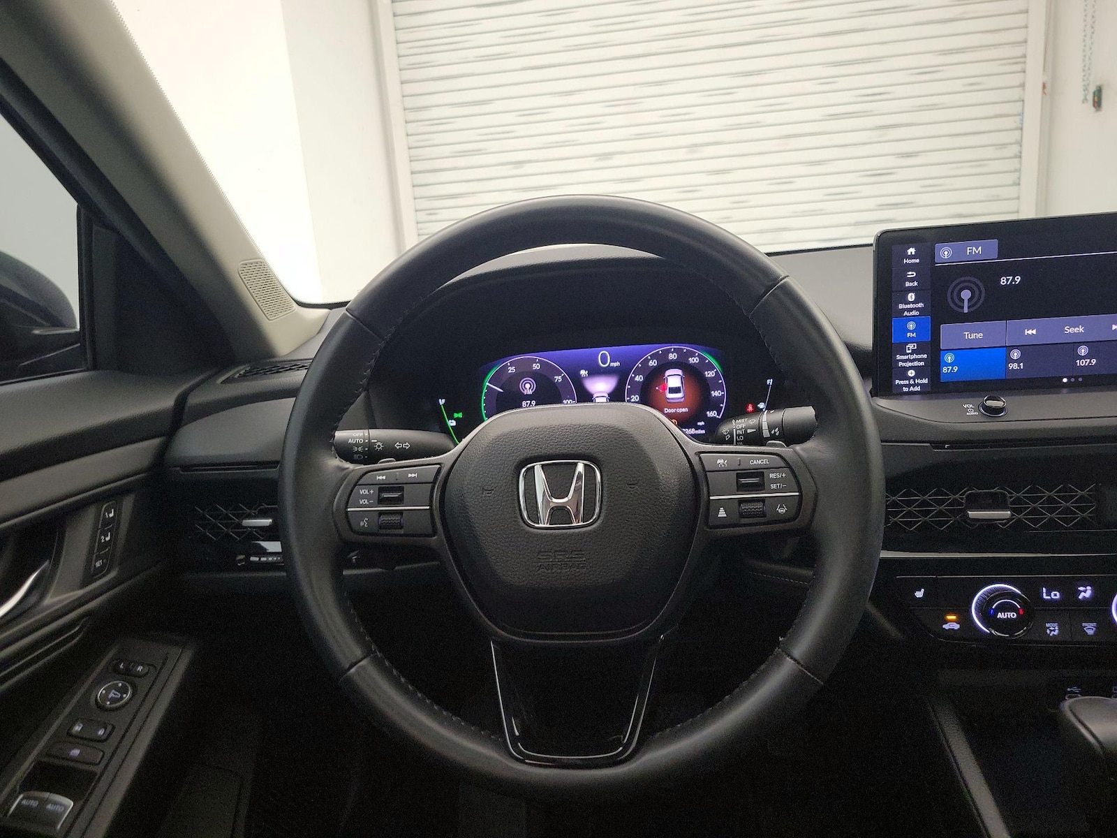 2024 Honda Accord Hybrid EX-L - Photo 11