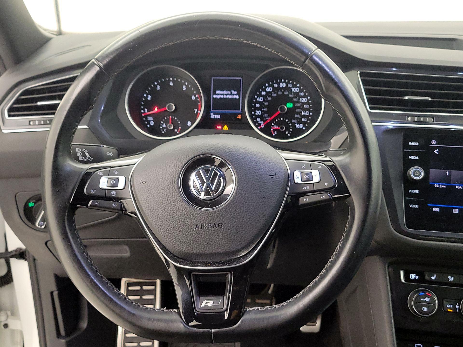 Thumbnail: 2021 Volkswagen Tiguan - 10