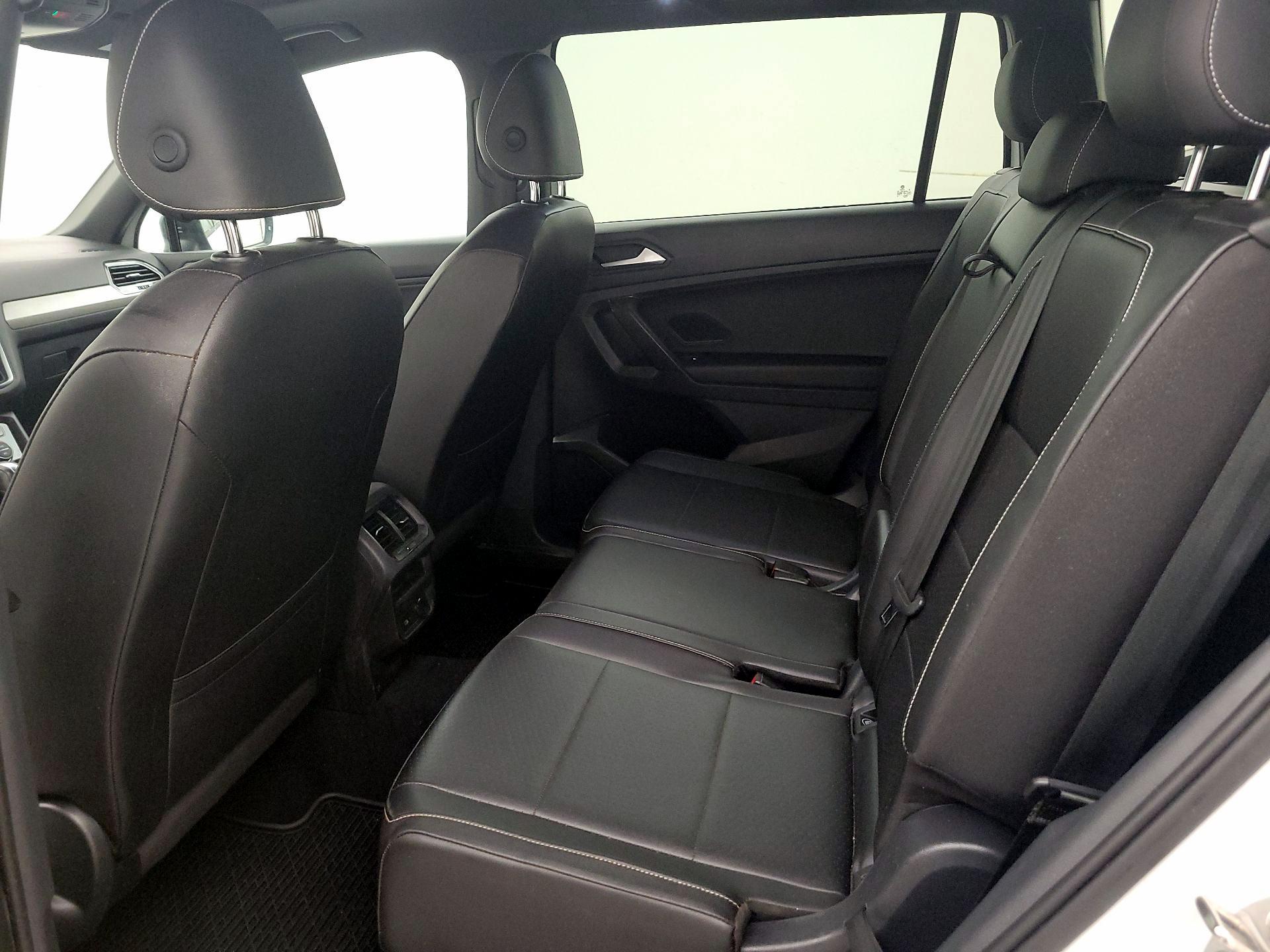 Thumbnail: 2021 Volkswagen Tiguan - 19