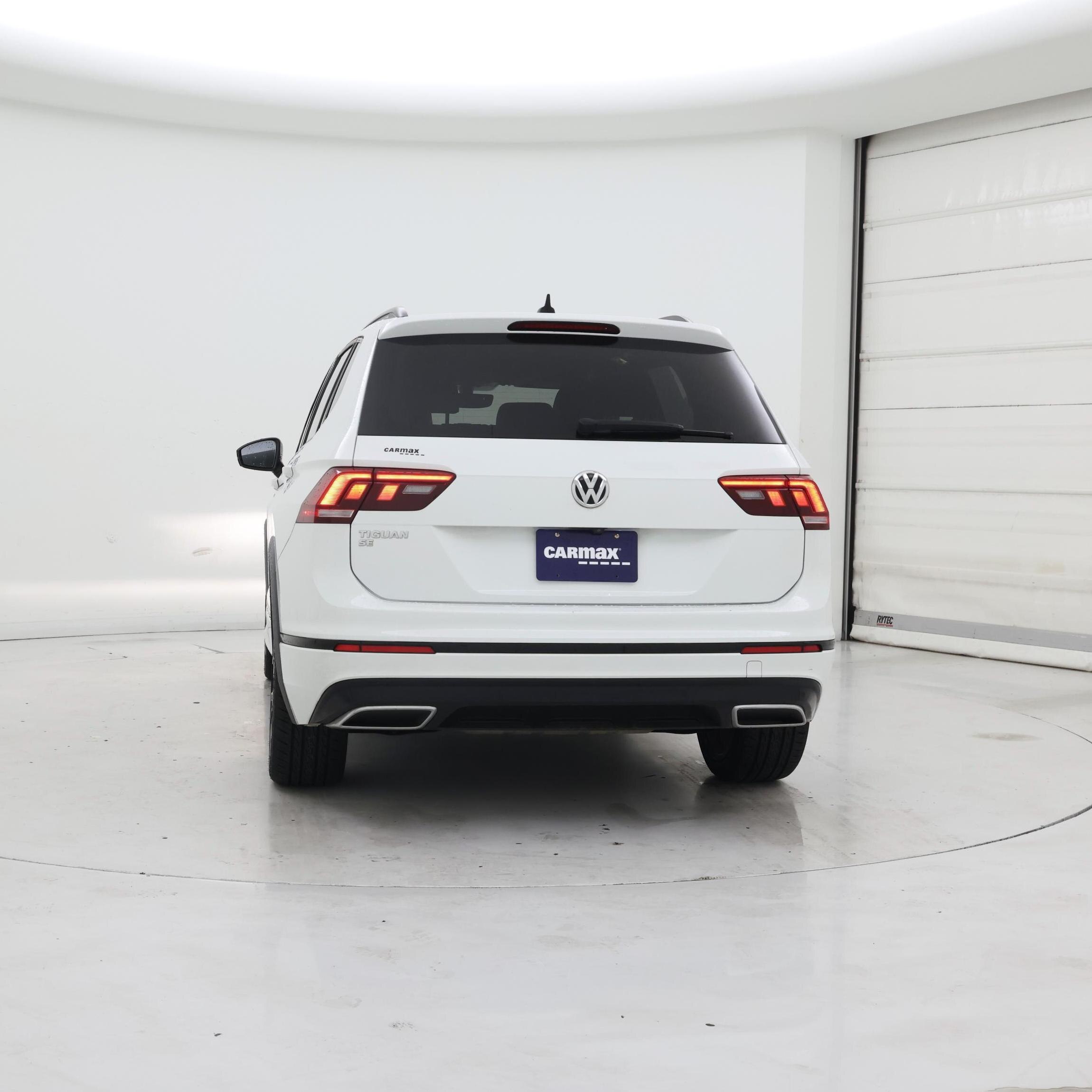 Thumbnail: 2021 Volkswagen Tiguan - 6