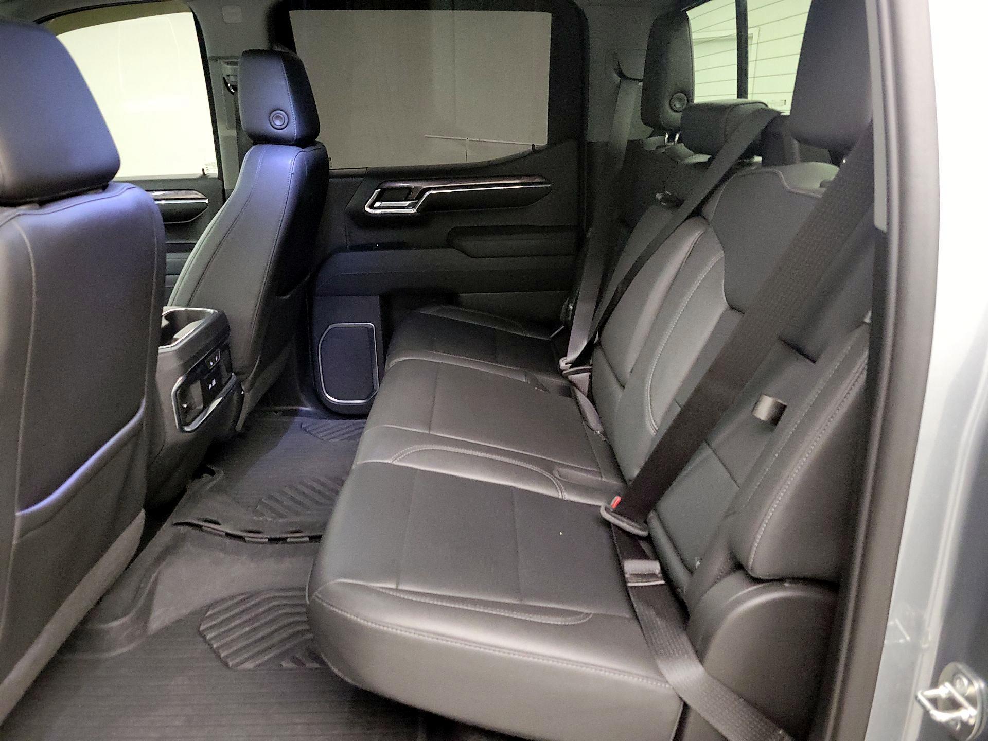 Thumbnail: 2023 Chevrolet Silverado 1500 - 20