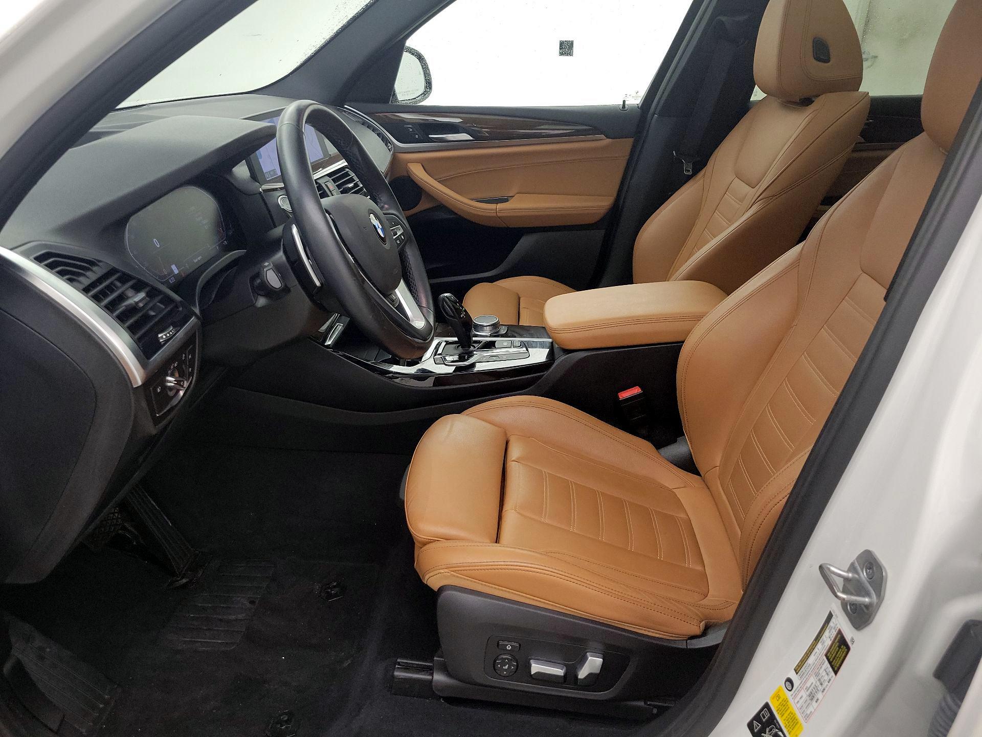 Thumbnail: 2021 BMW X3 - 11