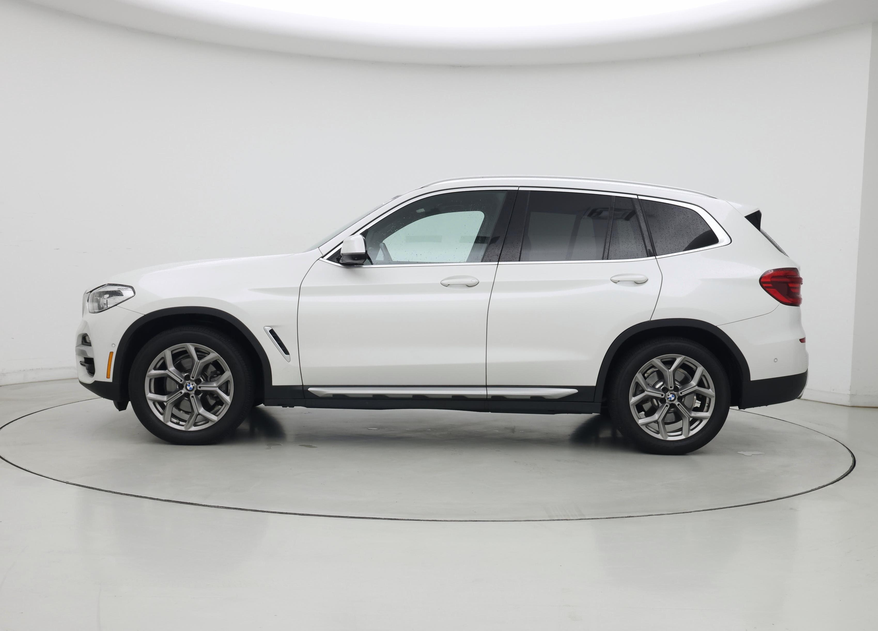 Thumbnail: 2021 BMW X3 - 3