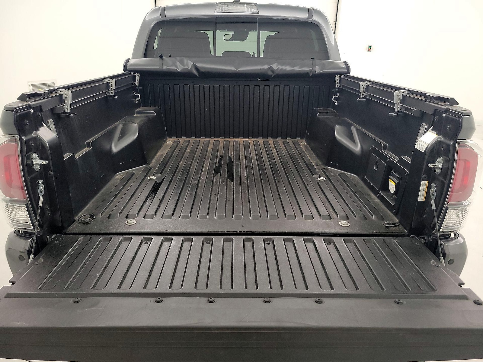 2023 Toyota Tacoma Limited - Photo 22