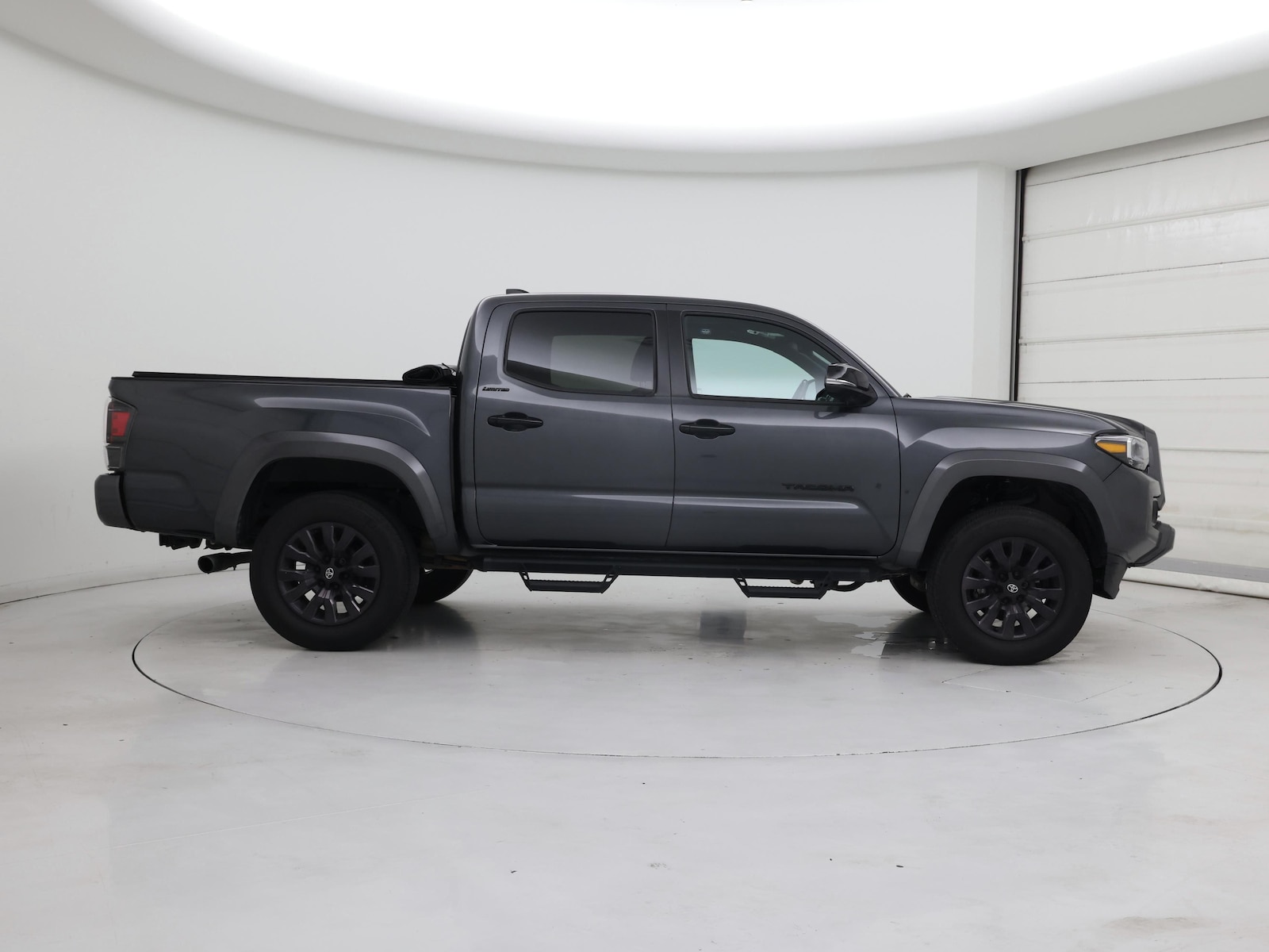 2023 Toyota Tacoma Limited - Photo 8