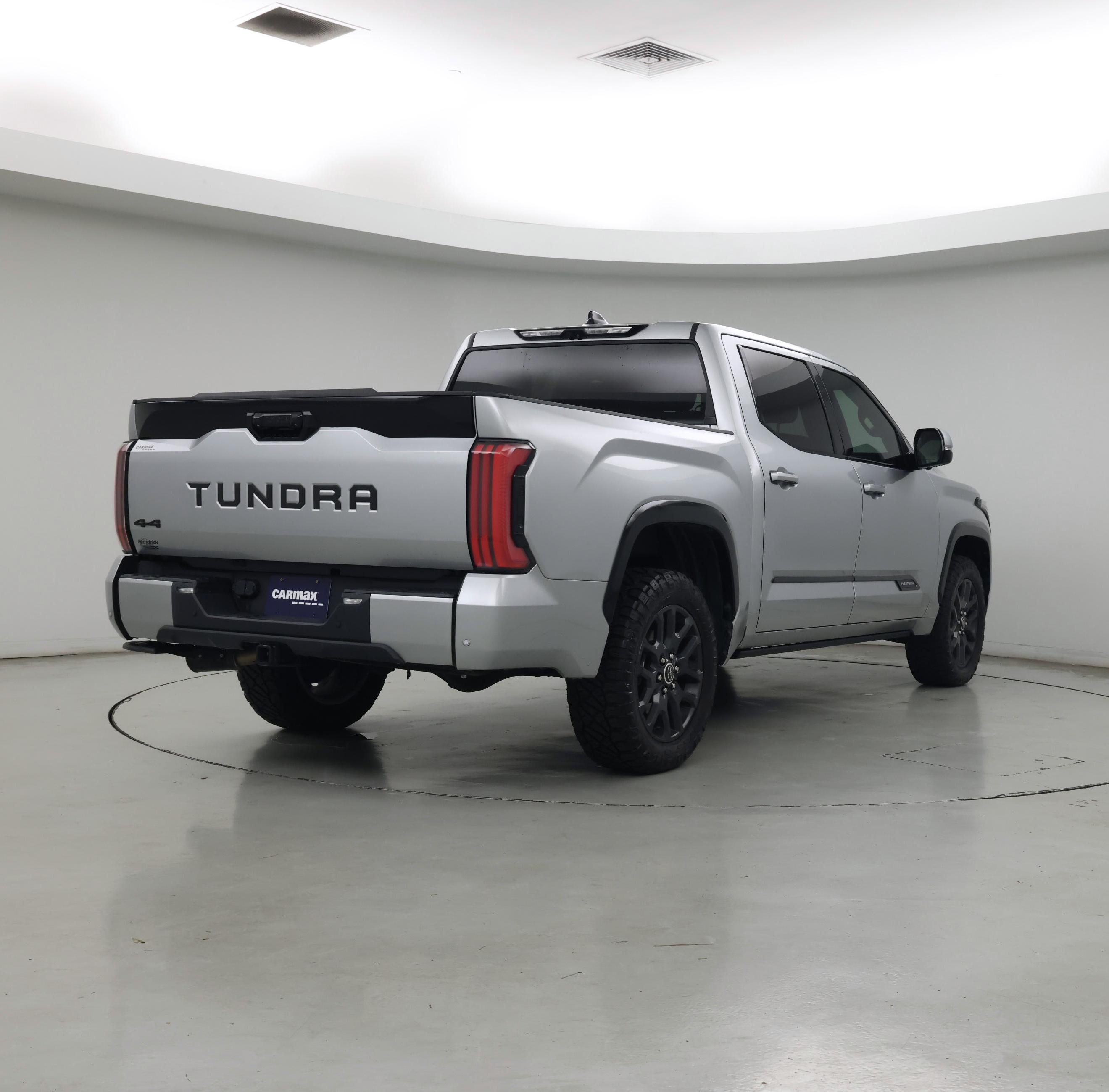 Thumbnail: 2023 Toyota Tundra - 8
