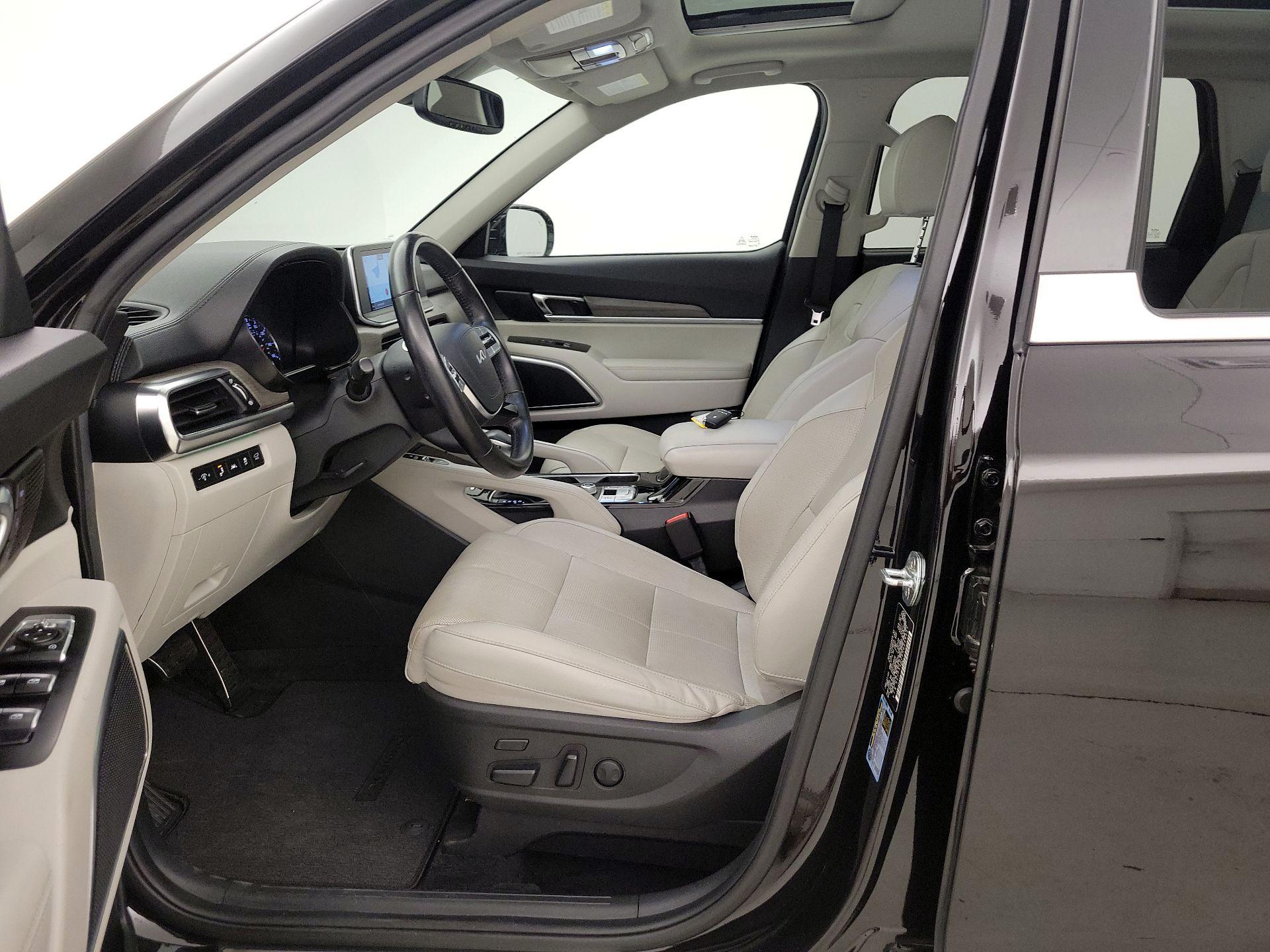 Thumbnail: 2022 Kia Telluride - 11
