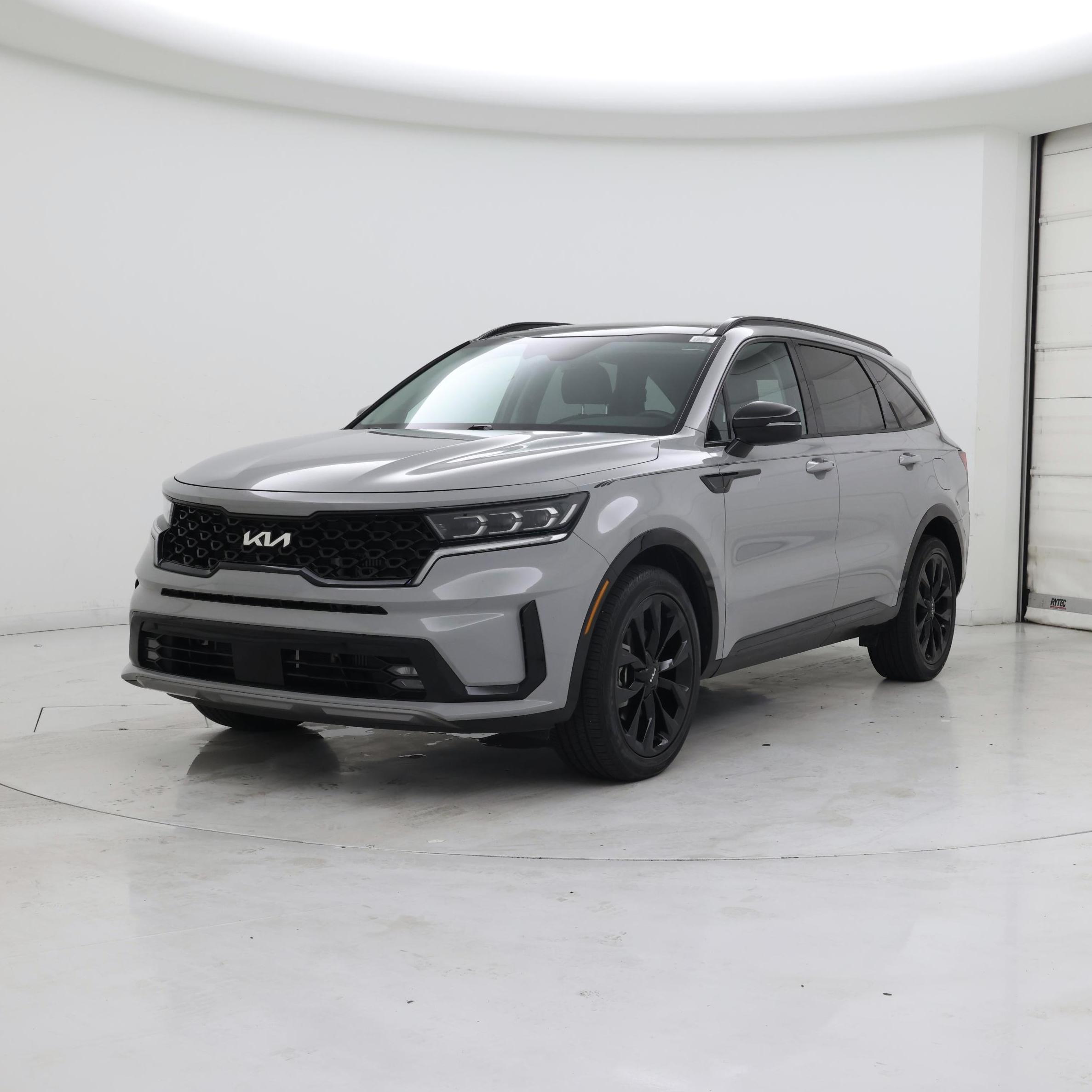 Thumbnail: 2023 Kia Sorento - 4