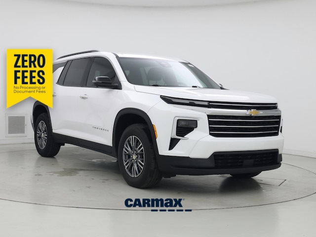 White 2024 Chevrolet Traverse SUV / Crossover Front-Wheel Drive Automatic
