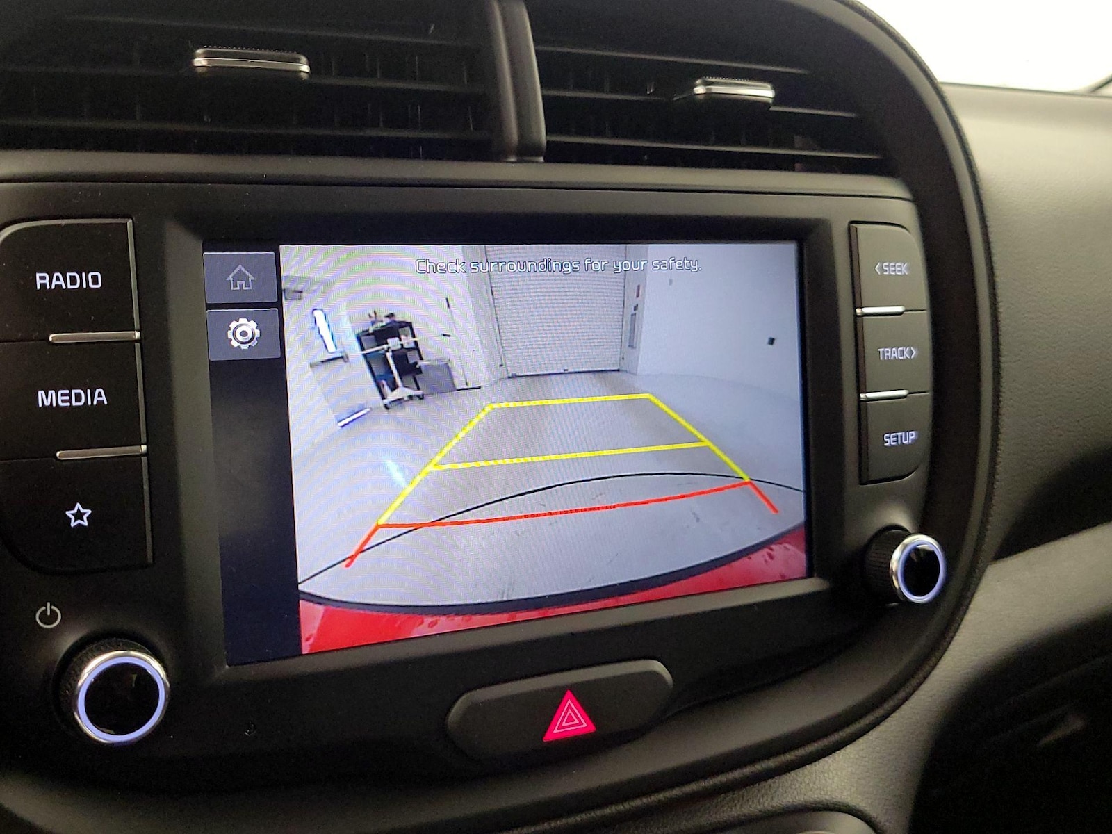 2025 Kia Soul LX - Photo 15