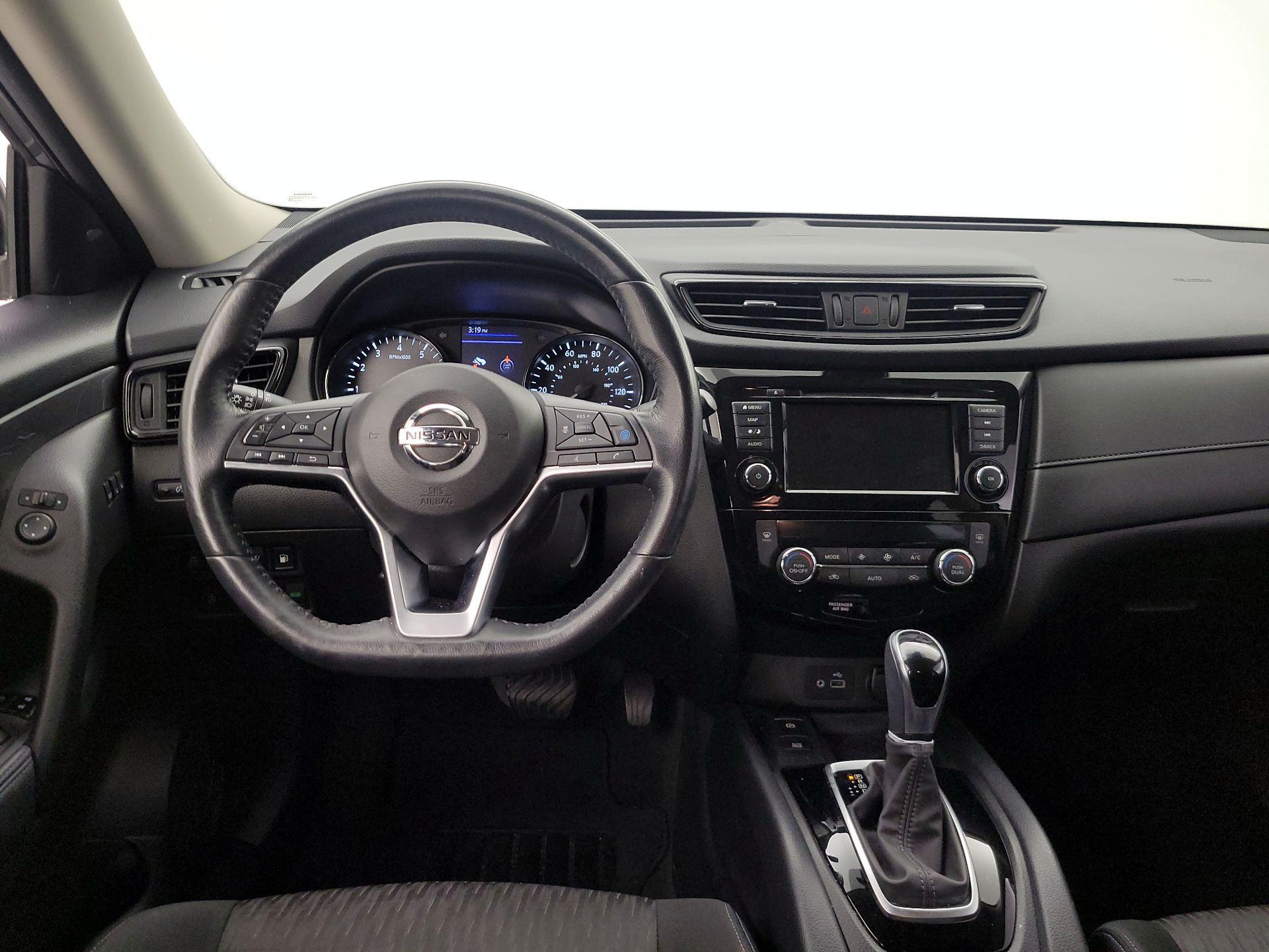 Thumbnail: 2019 Nissan Rogue - 10