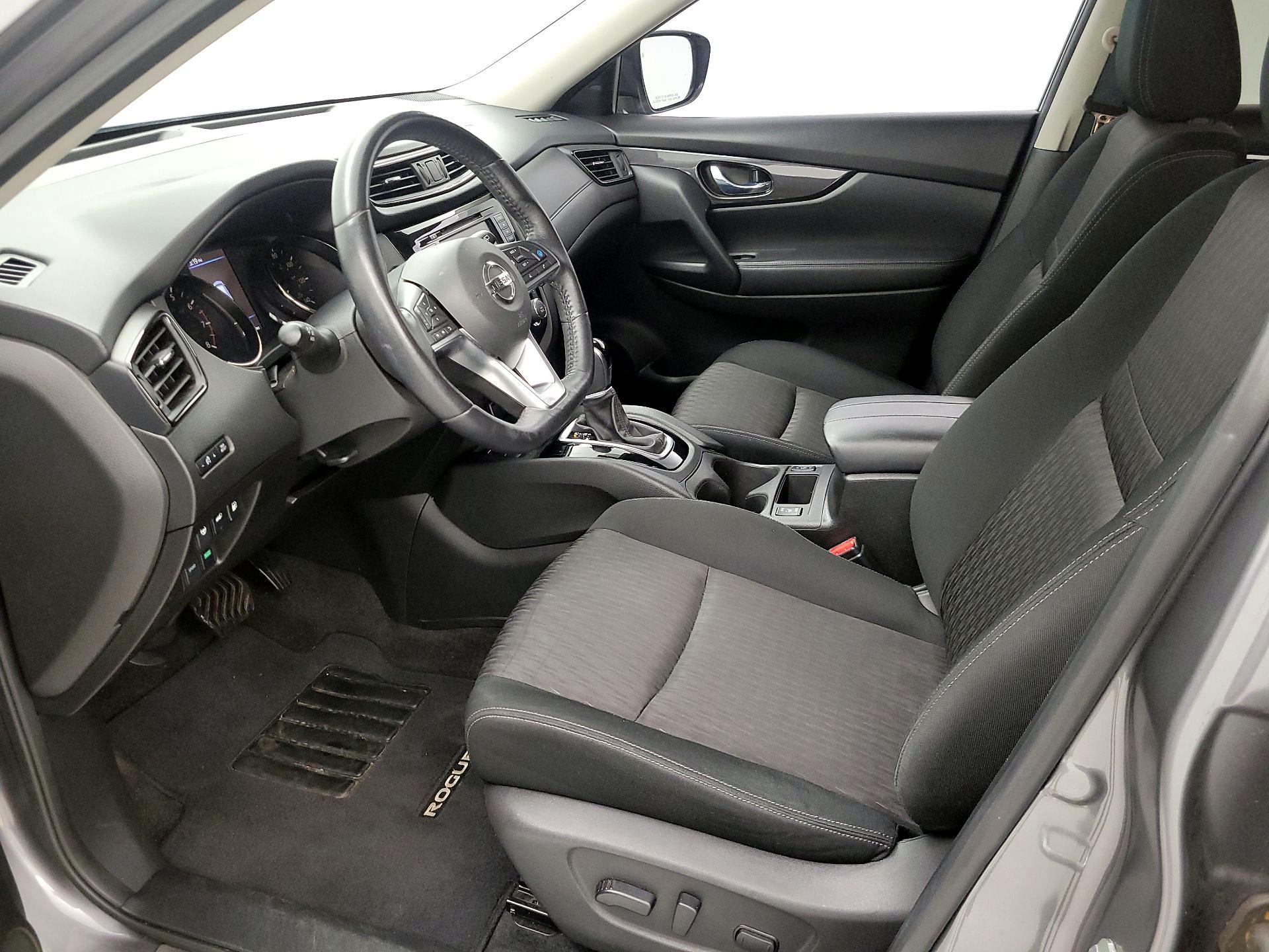 Thumbnail: 2019 Nissan Rogue - 11
