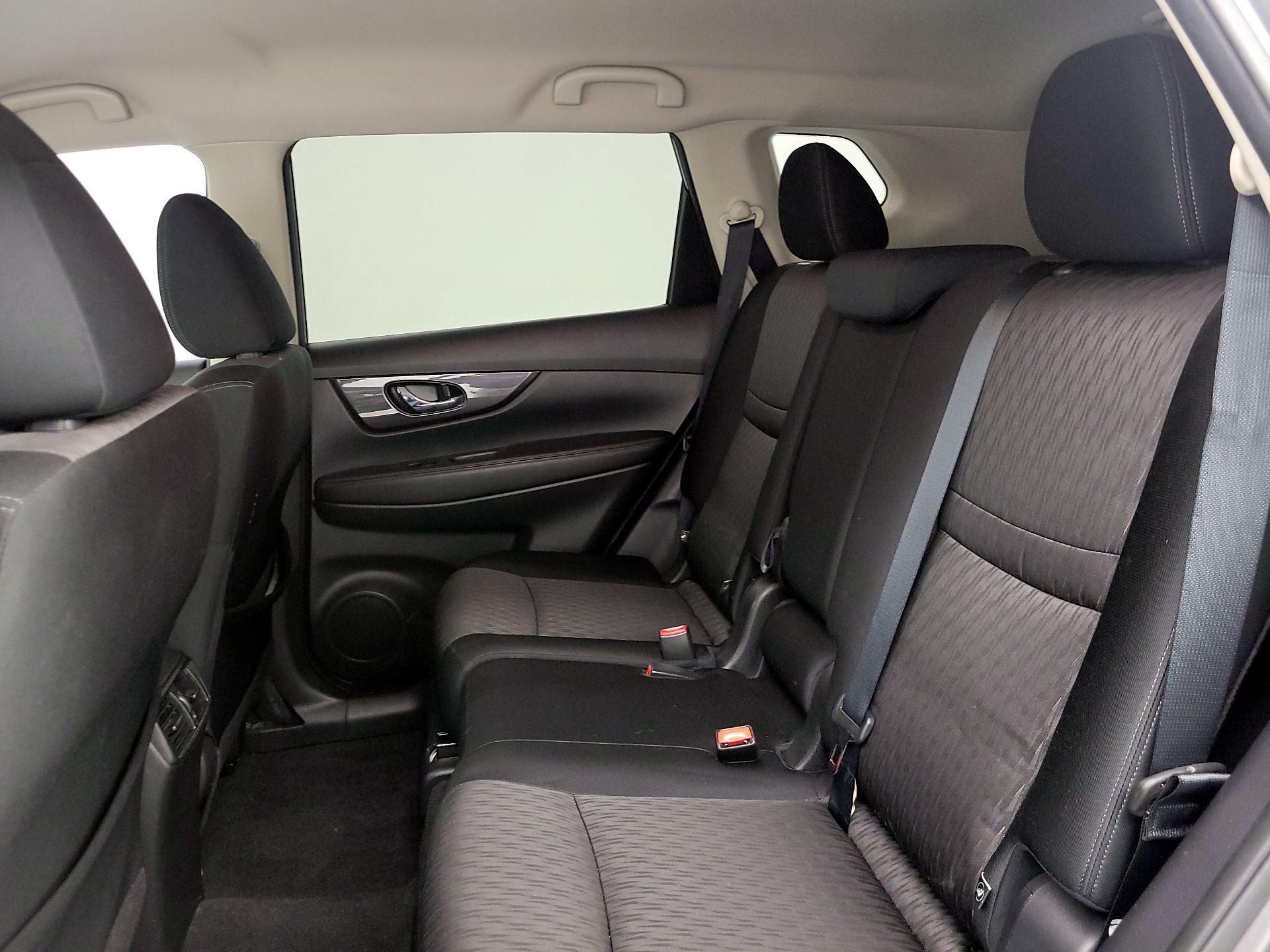 Thumbnail: 2019 Nissan Rogue - 20