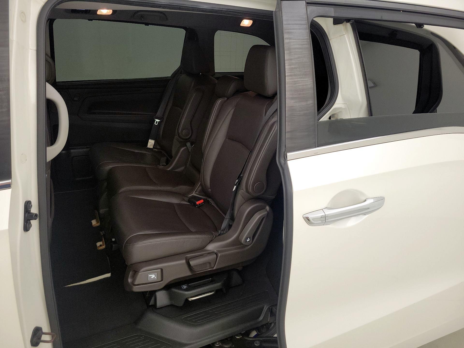 Thumbnail: 2018 Honda Odyssey - 20
