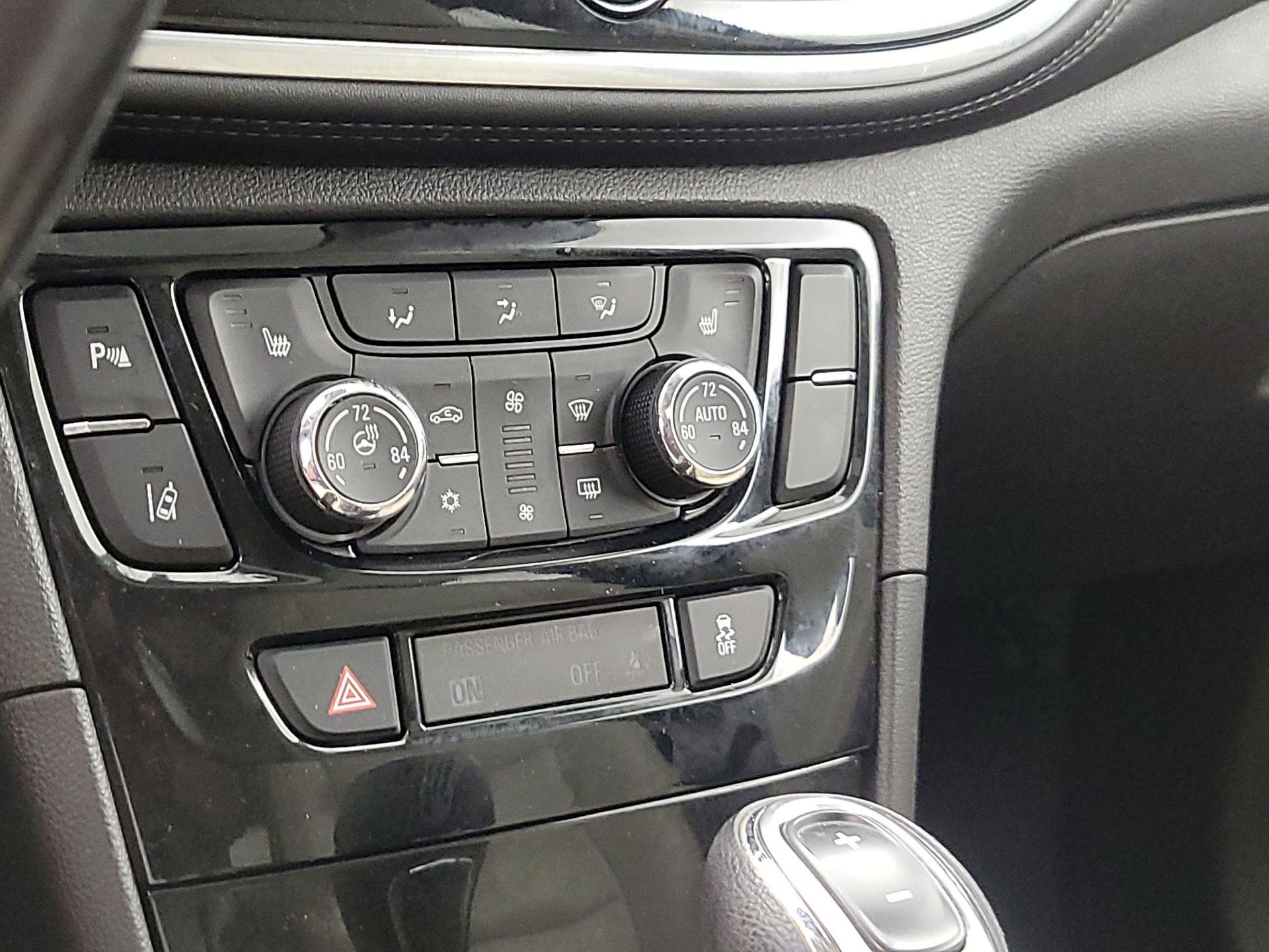 Thumbnail: 2019 Buick Encore - 17