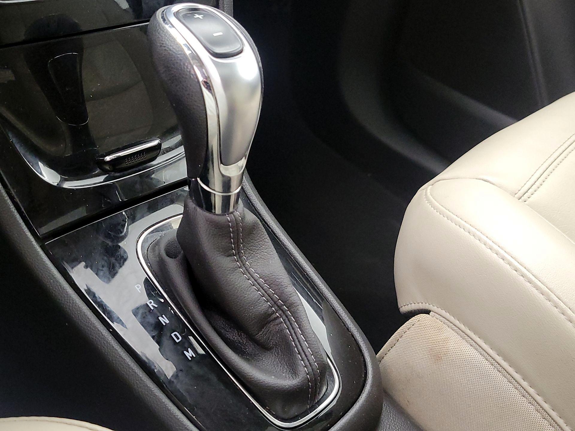 Thumbnail: 2019 Buick Encore - 18