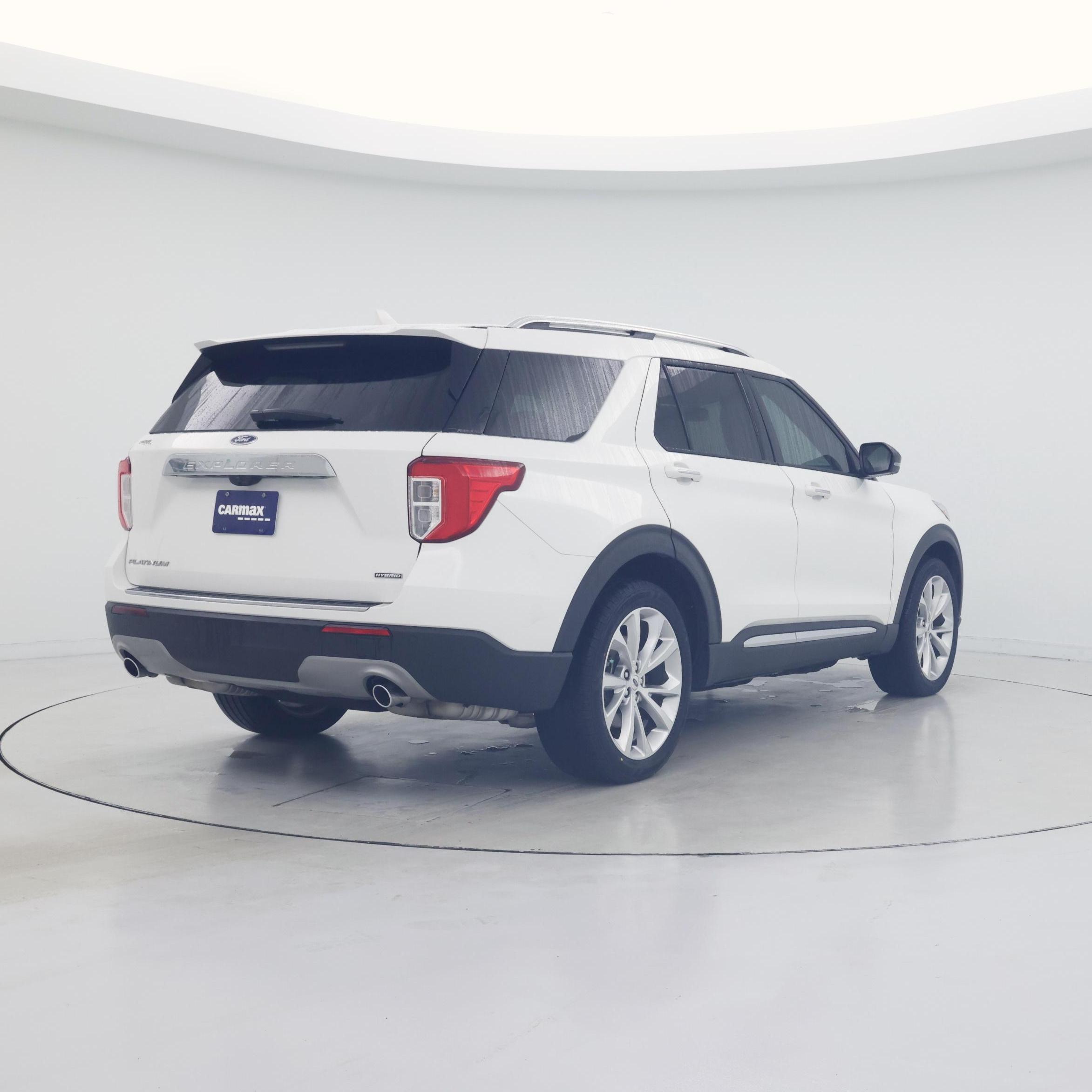 Thumbnail: 2023 Ford Explorer - 8