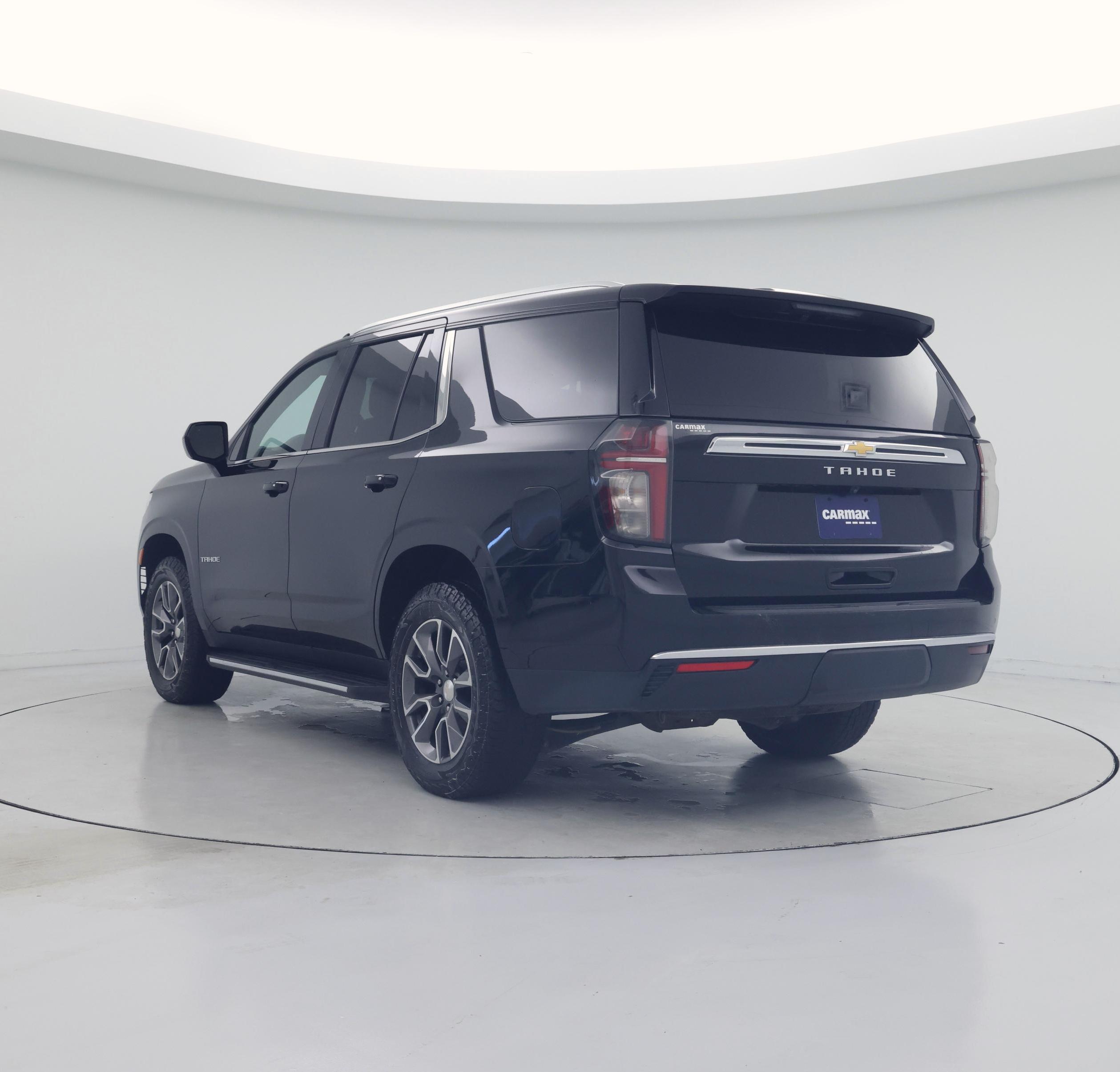 Thumbnail: 2023 Chevrolet Tahoe - 2