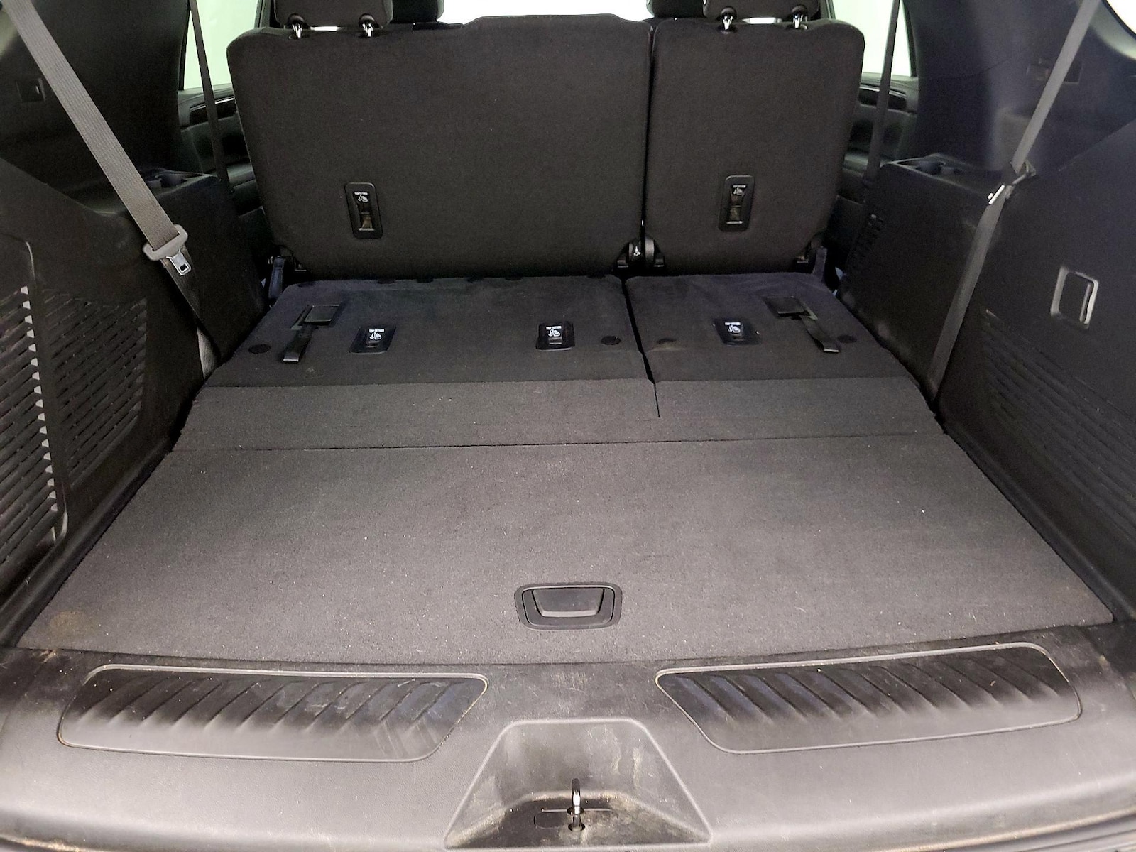 2023 Chevrolet Tahoe LS - Photo 23