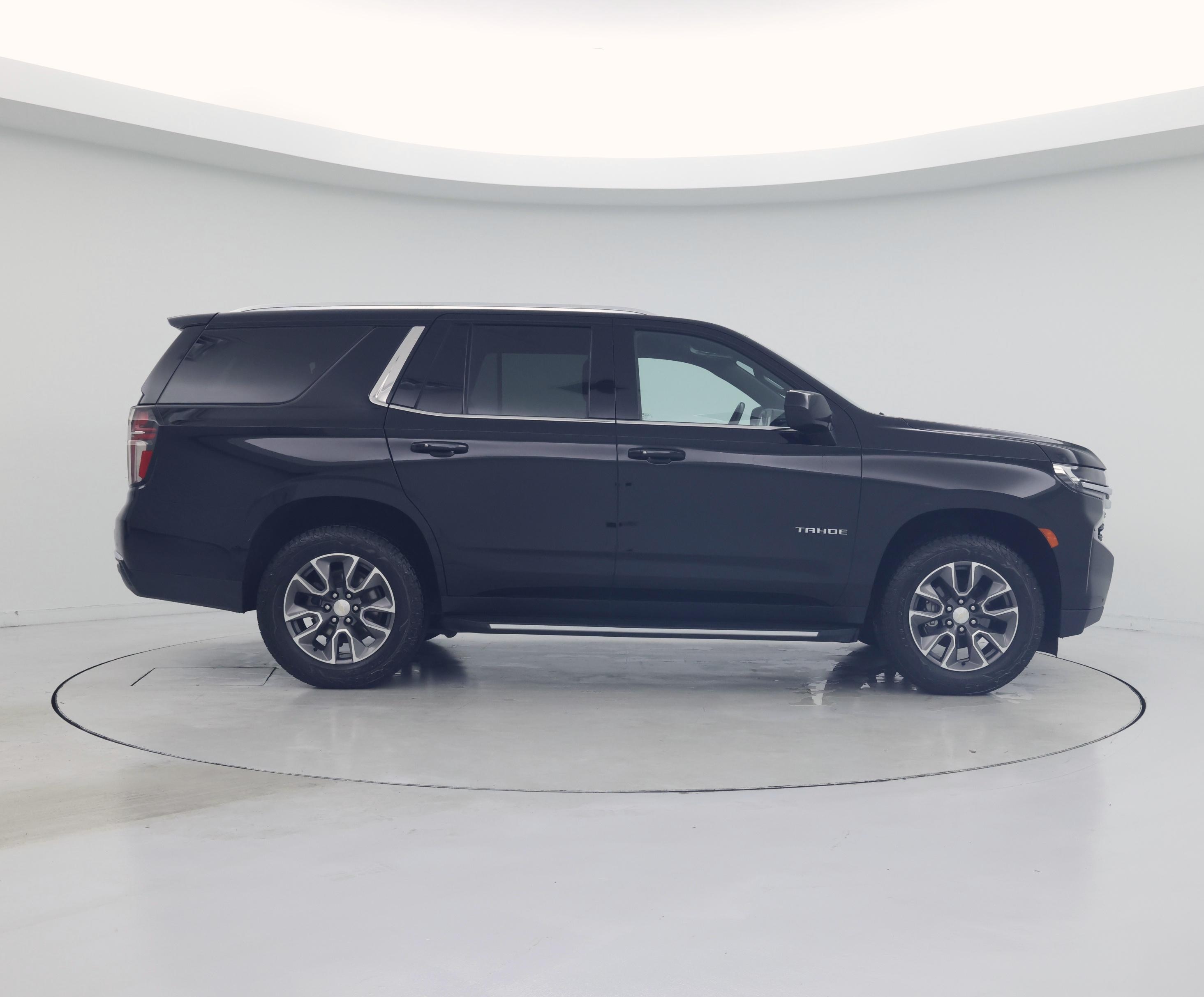 Thumbnail: 2023 Chevrolet Tahoe - 7