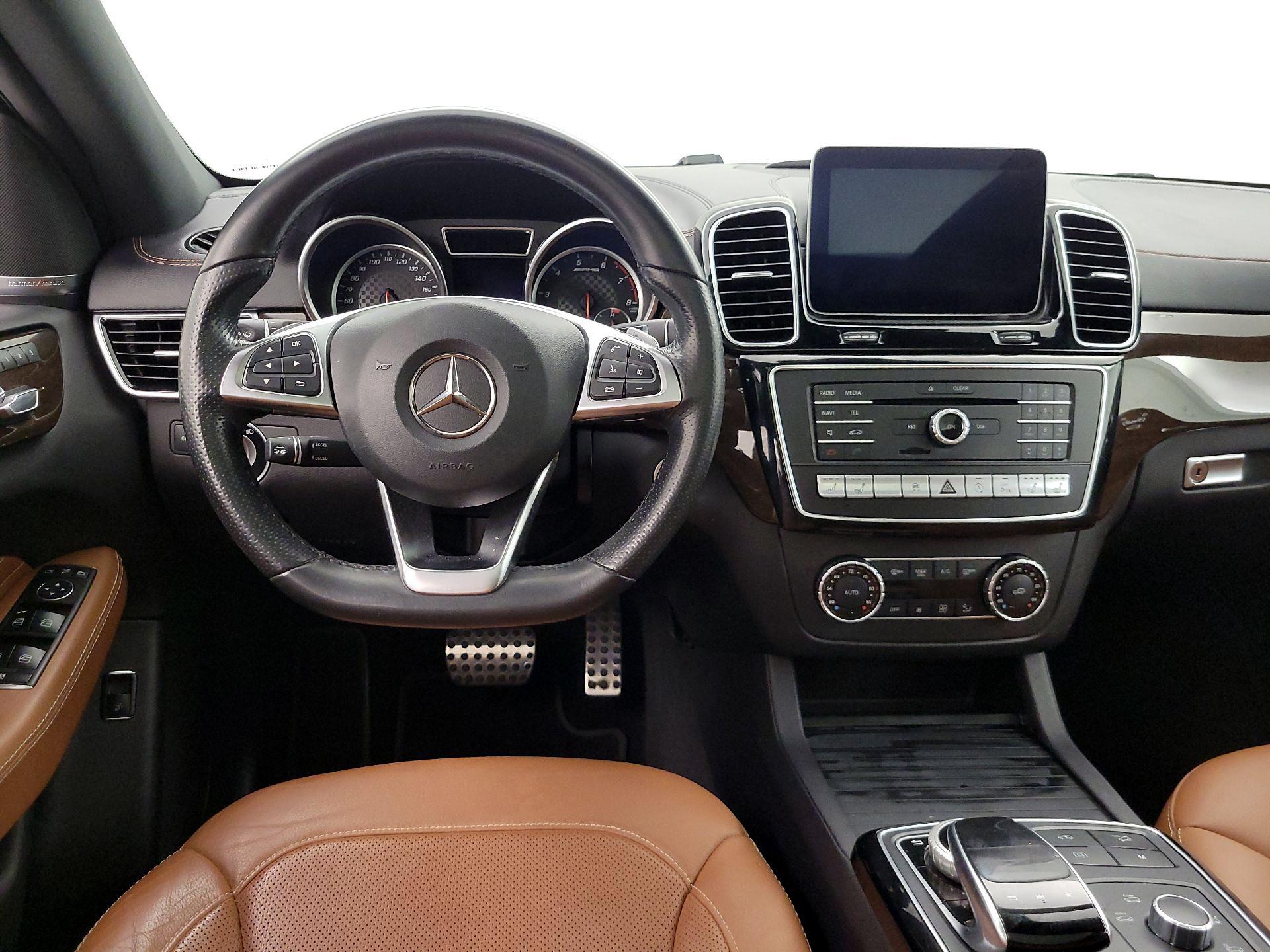 Thumbnail: 2018 Mercedes-Benz GLE - 10