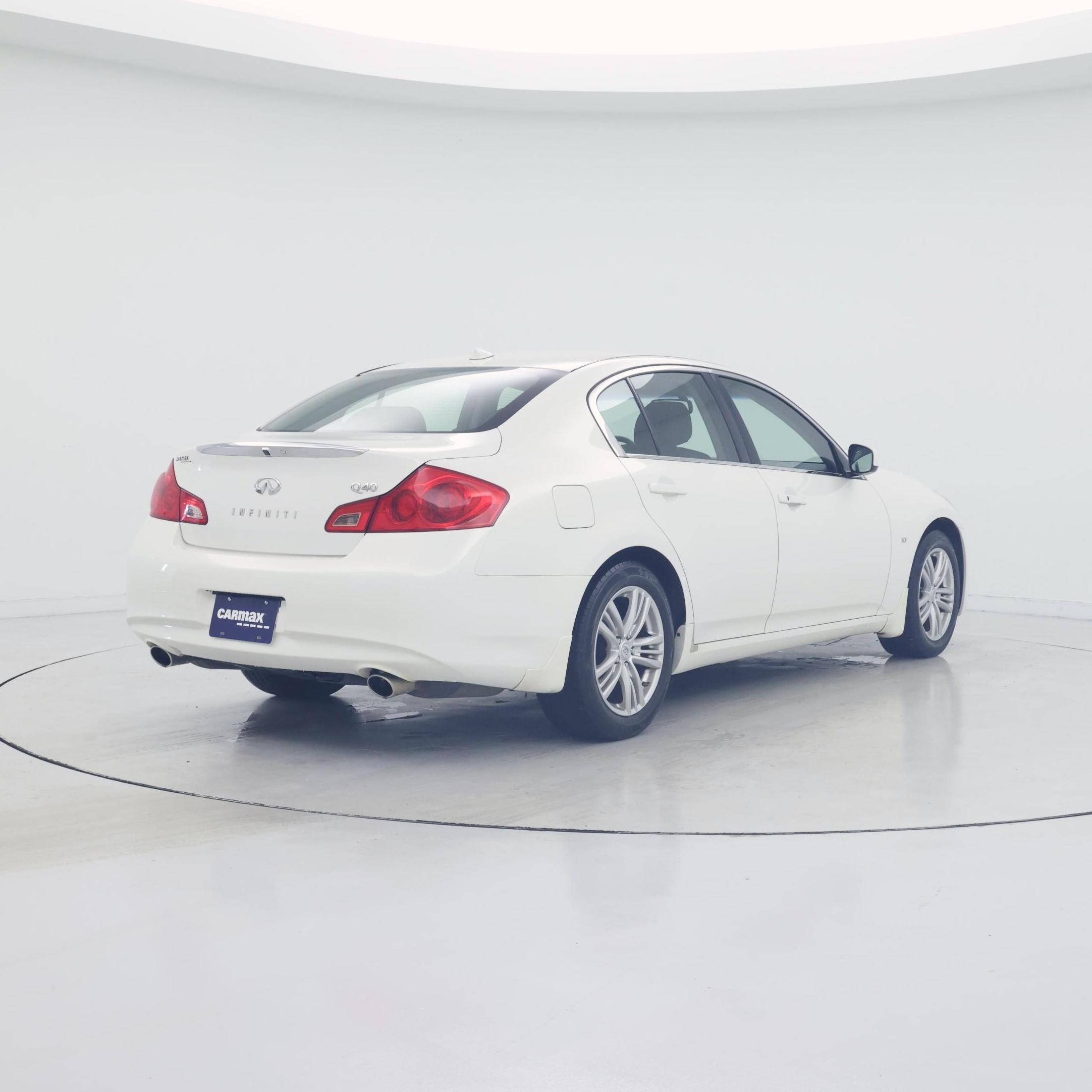 Thumbnail: 2015 INFINITI  - 8